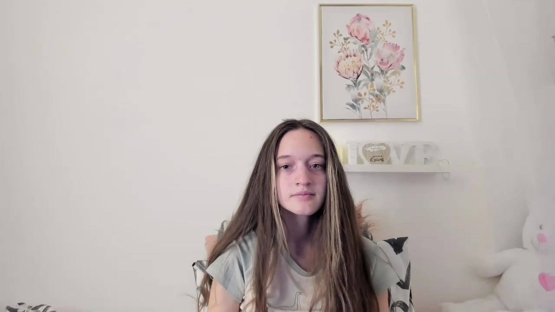Gallery image thumbnail from AriellaFerra's myfreecams stream on, 03/03/2023, 16:30 image 10 of 20