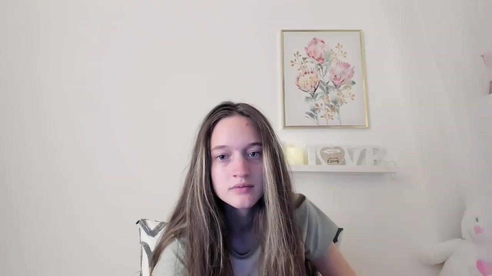 Gallery image thumbnail from AriellaFerra's myfreecams stream on, 03/03/2023, 17:30 image 18 of 20