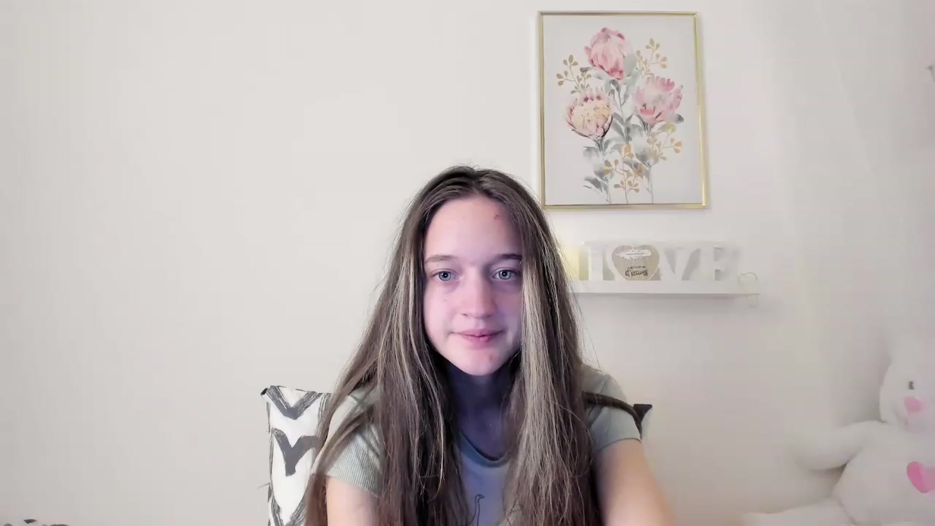 Gallery image thumbnail from AriellaFerra's myfreecams stream on, 03/03/2023, 17:30 image 20 of 20