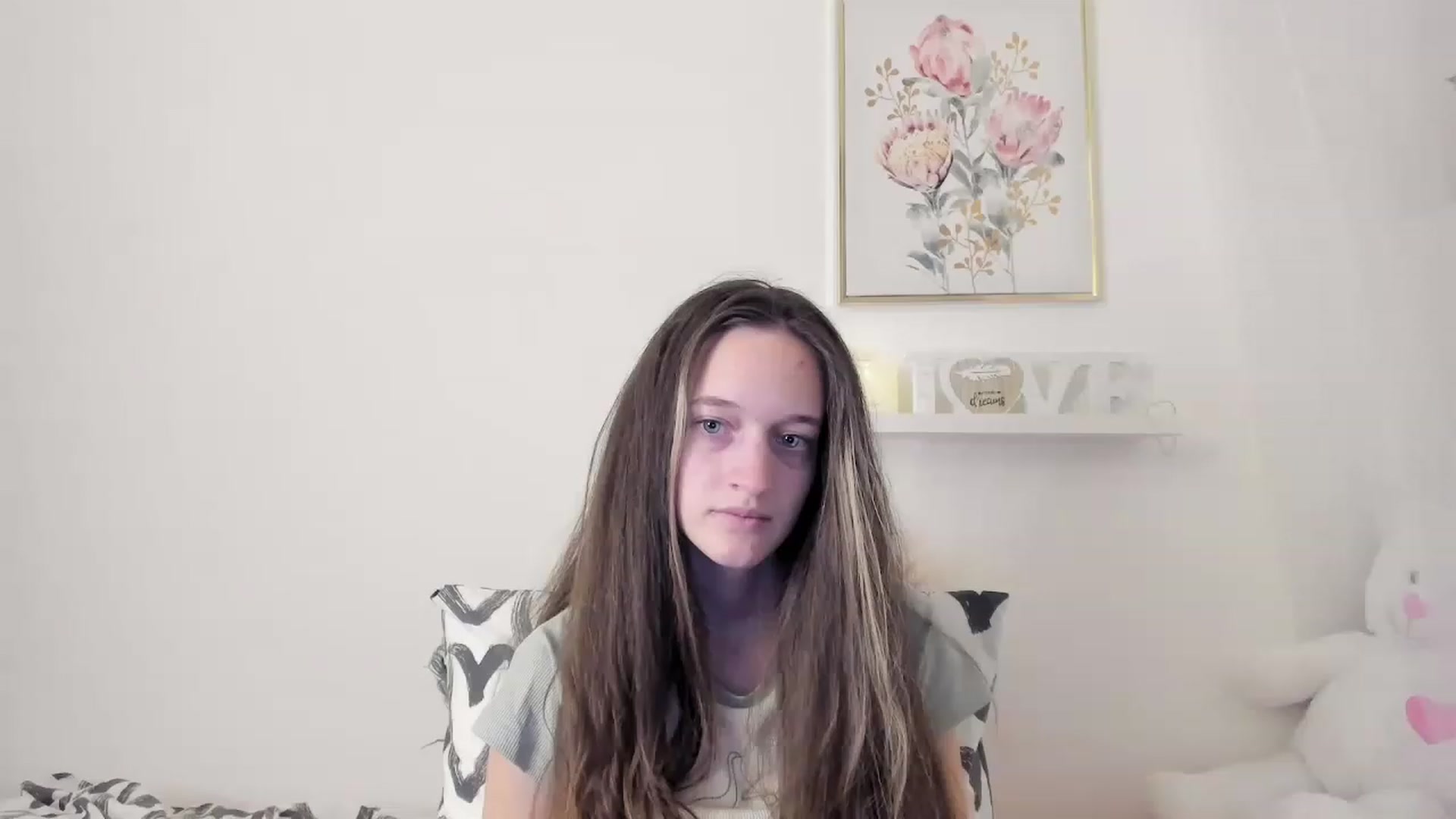 Gallery image thumbnail from AriellaFerra's myfreecams stream on, 03/03/2023, 17:30 image 1 of 20