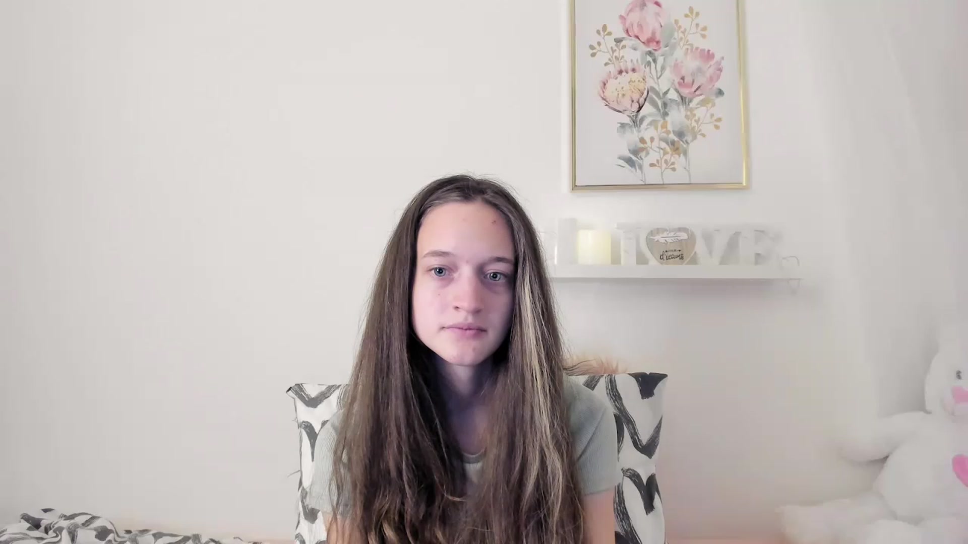 Gallery image thumbnail from AriellaFerra's myfreecams stream on, 03/03/2023, 17:30 image 6 of 20