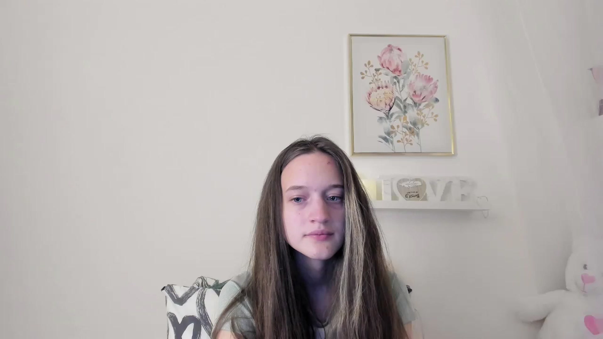 Gallery image thumbnail from AriellaFerra's myfreecams stream on, 03/03/2023, 17:56 image 14 of 20