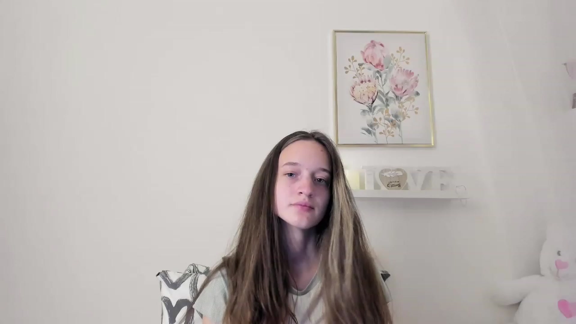 Gallery image thumbnail from AriellaFerra's myfreecams stream on, 03/03/2023, 17:56 image 12 of 20