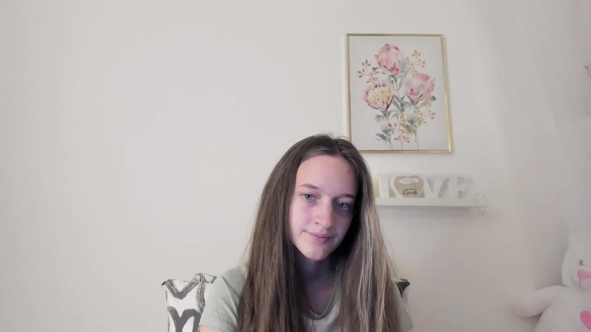 Gallery image thumbnail from AriellaFerra's myfreecams stream on, 03/03/2023, 17:56 image 16 of 20