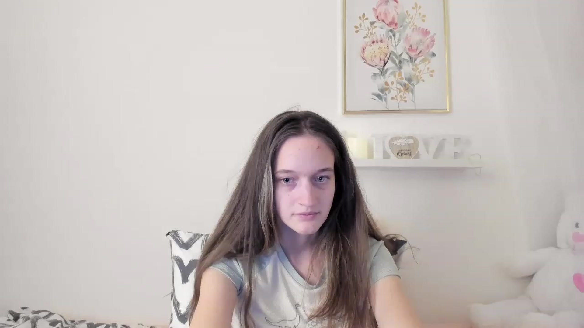 Gallery image thumbnail from AriellaFerra's myfreecams stream on, 03/03/2023, 17:56 image 2 of 20