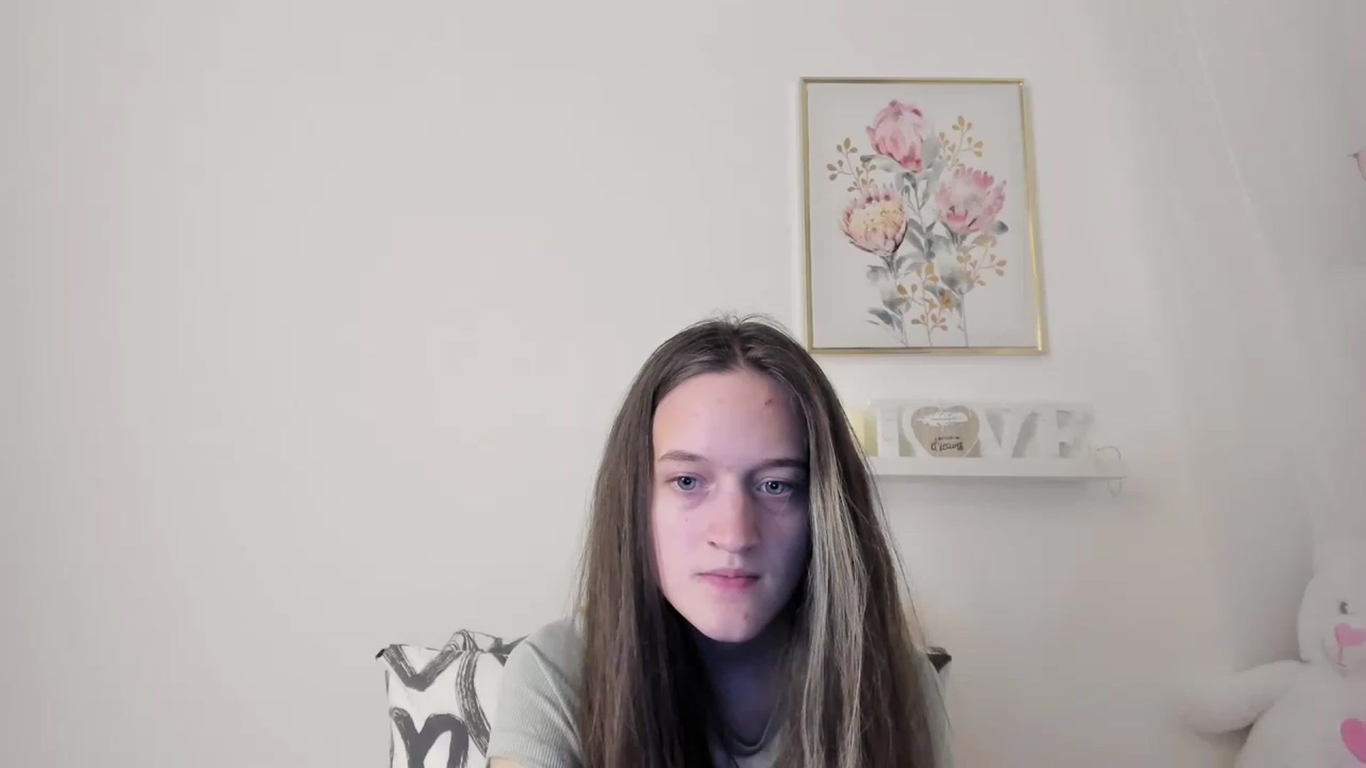 Gallery image thumbnail from AriellaFerra's myfreecams stream on, 03/03/2023, 17:56 image 17 of 20