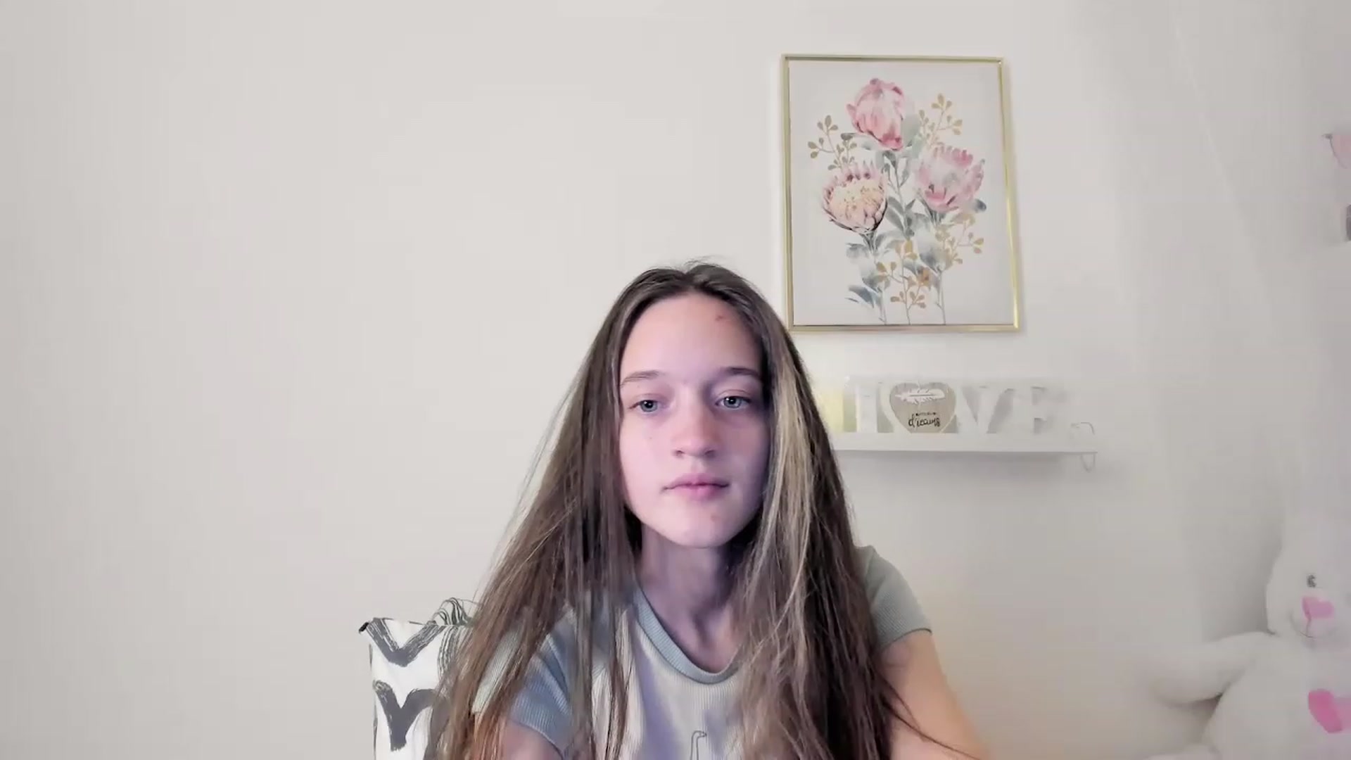Gallery image thumbnail from AriellaFerra's myfreecams stream on, 03/03/2023, 17:56 image 11 of 20
