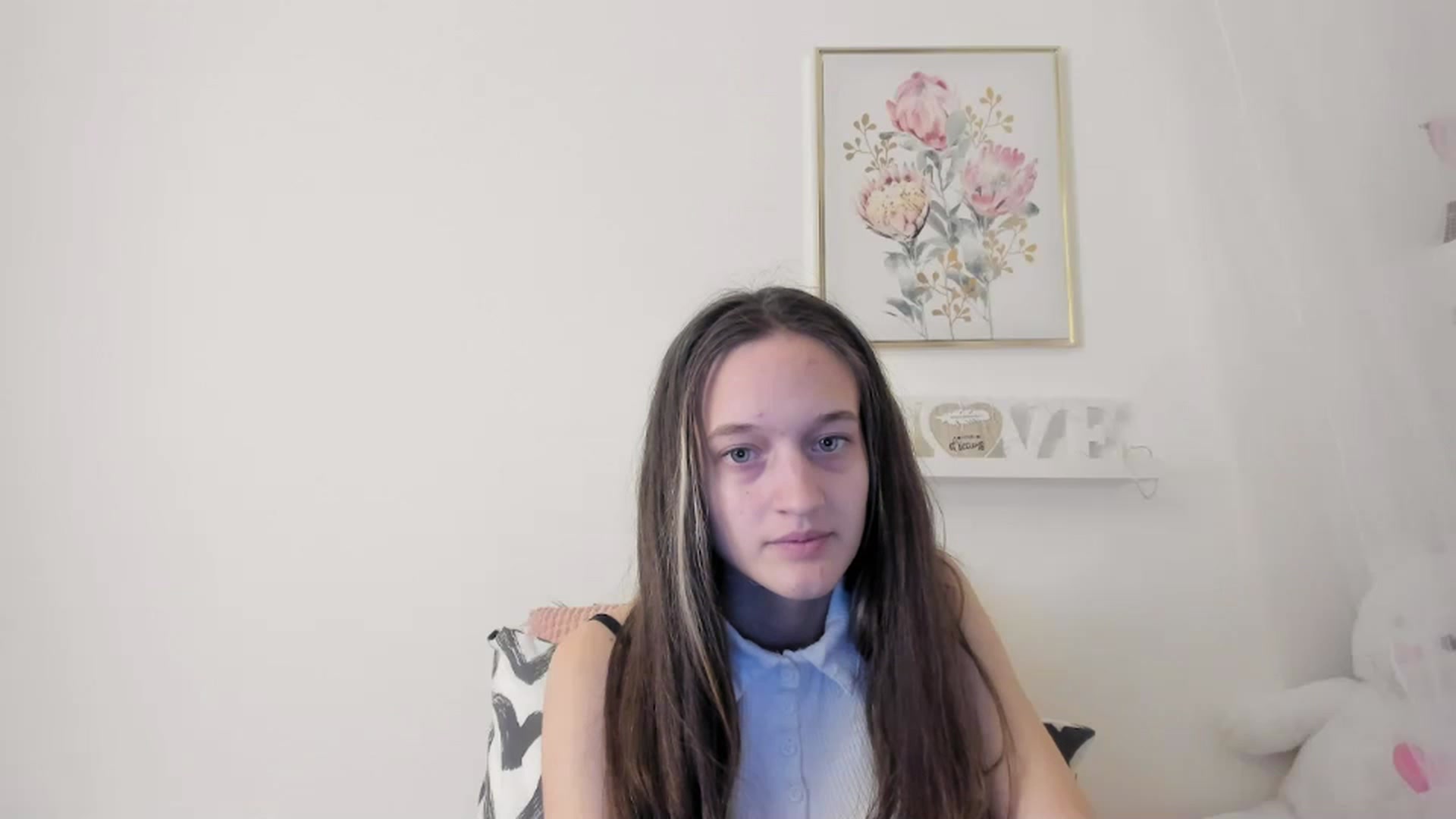 Gallery image thumbnail from AriellaFerra's myfreecams stream on, 03/06/2023, 17:35 image 10 of 20