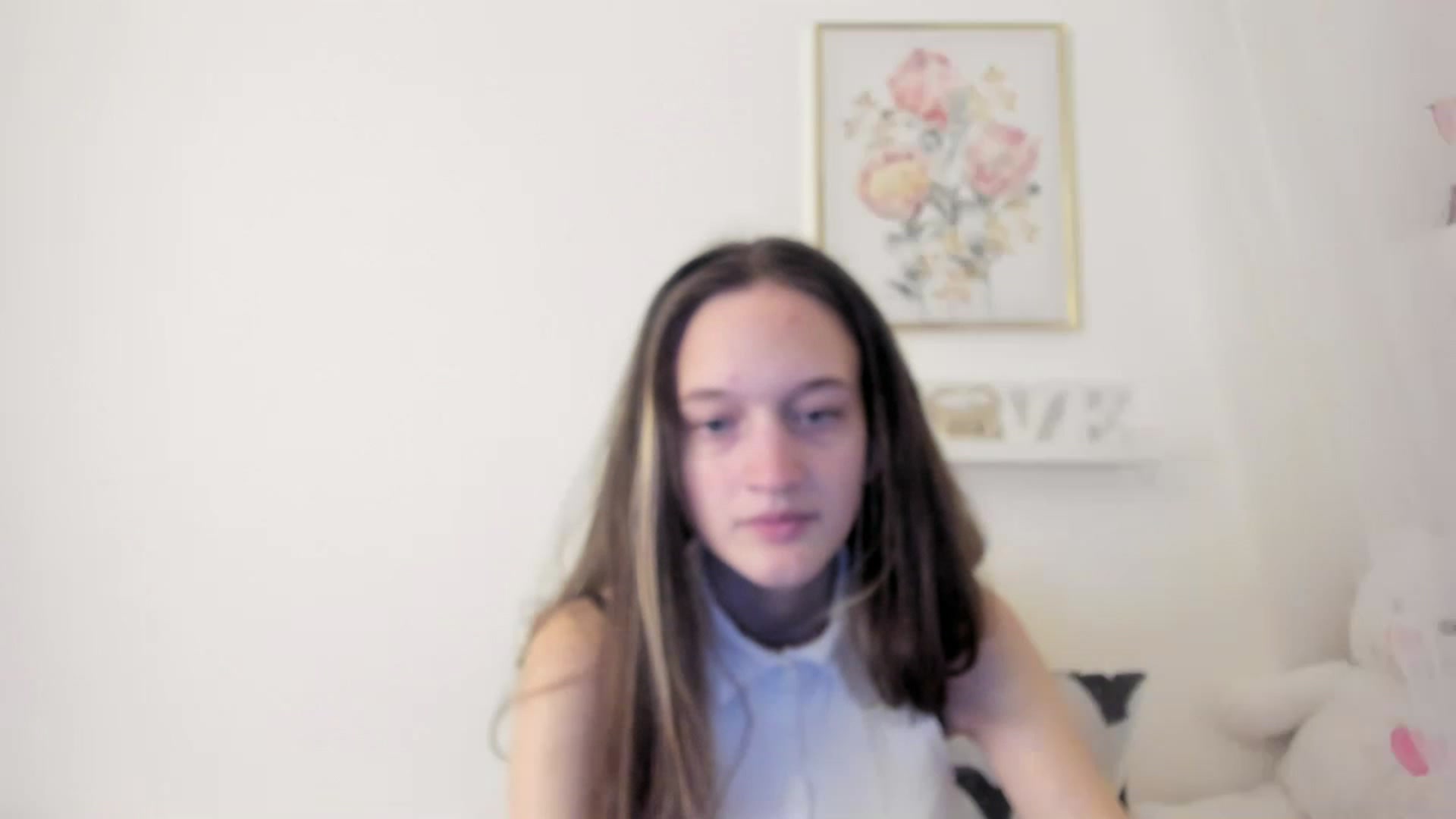 Gallery image thumbnail from AriellaFerra's myfreecams stream on, 03/06/2023, 17:35 image 2 of 20