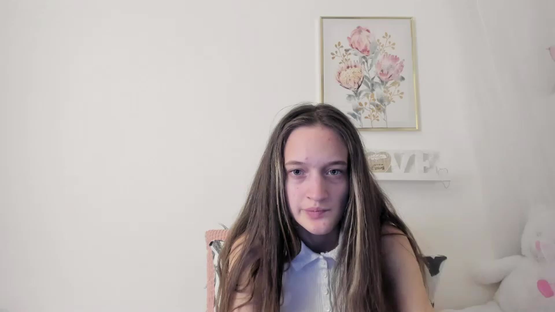 Gallery image thumbnail from AriellaFerra's myfreecams stream on, 03/06/2023, 18:05 image 4 of 20
