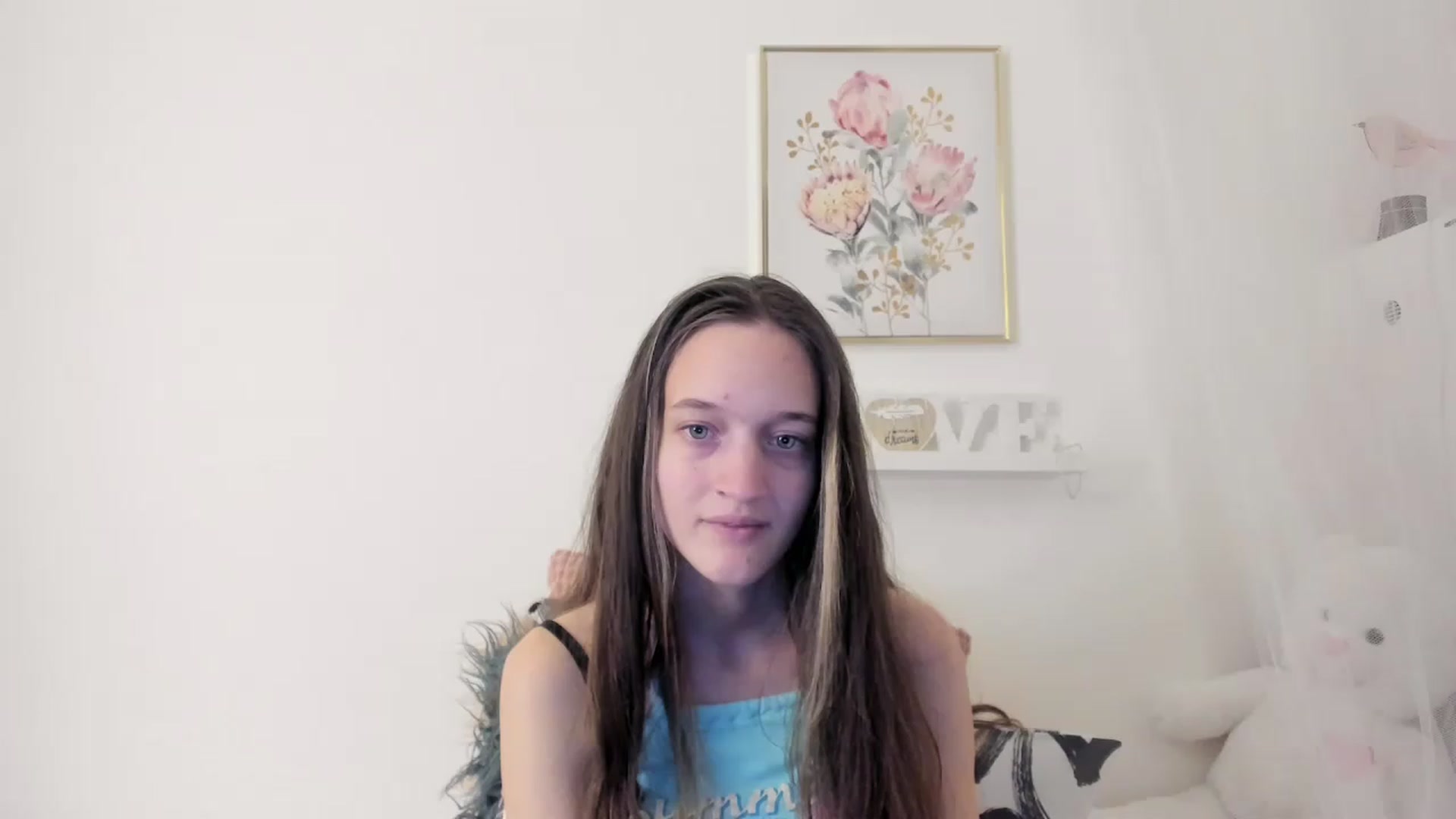Gallery image thumbnail from AriellaFerra's myfreecams stream on, 03/07/2023, 16:08 image 17 of 20