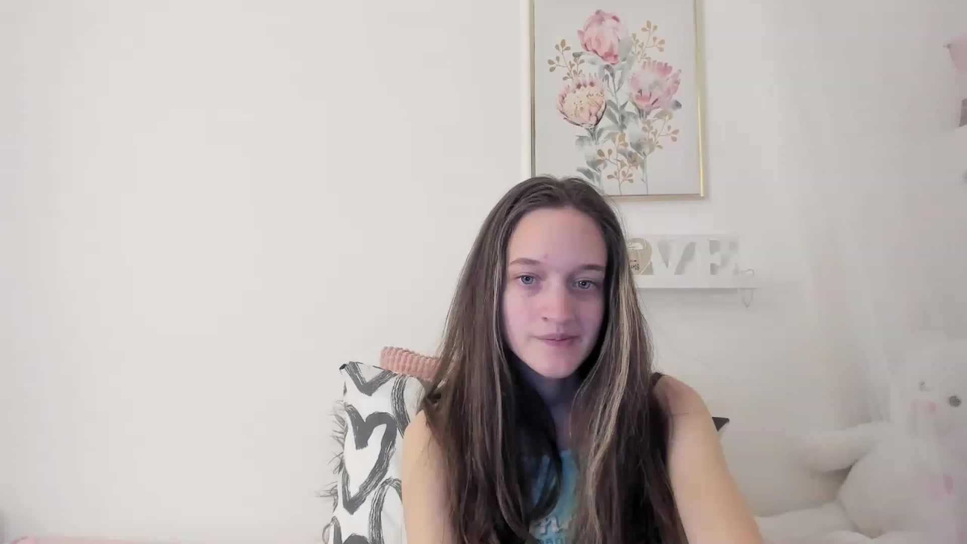 Gallery image thumbnail from AriellaFerra's myfreecams stream on, 03/07/2023, 16:08 image 11 of 20