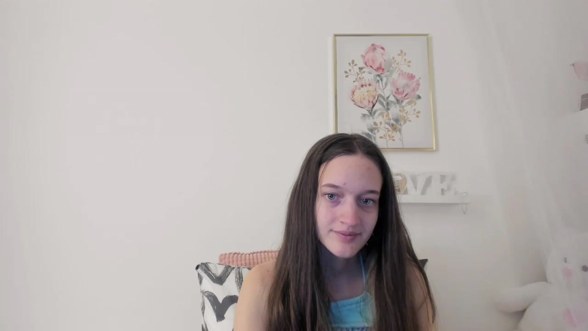 Gallery image thumbnail from AriellaFerra's myfreecams stream on, 03/07/2023, 16:08 image 2 of 20