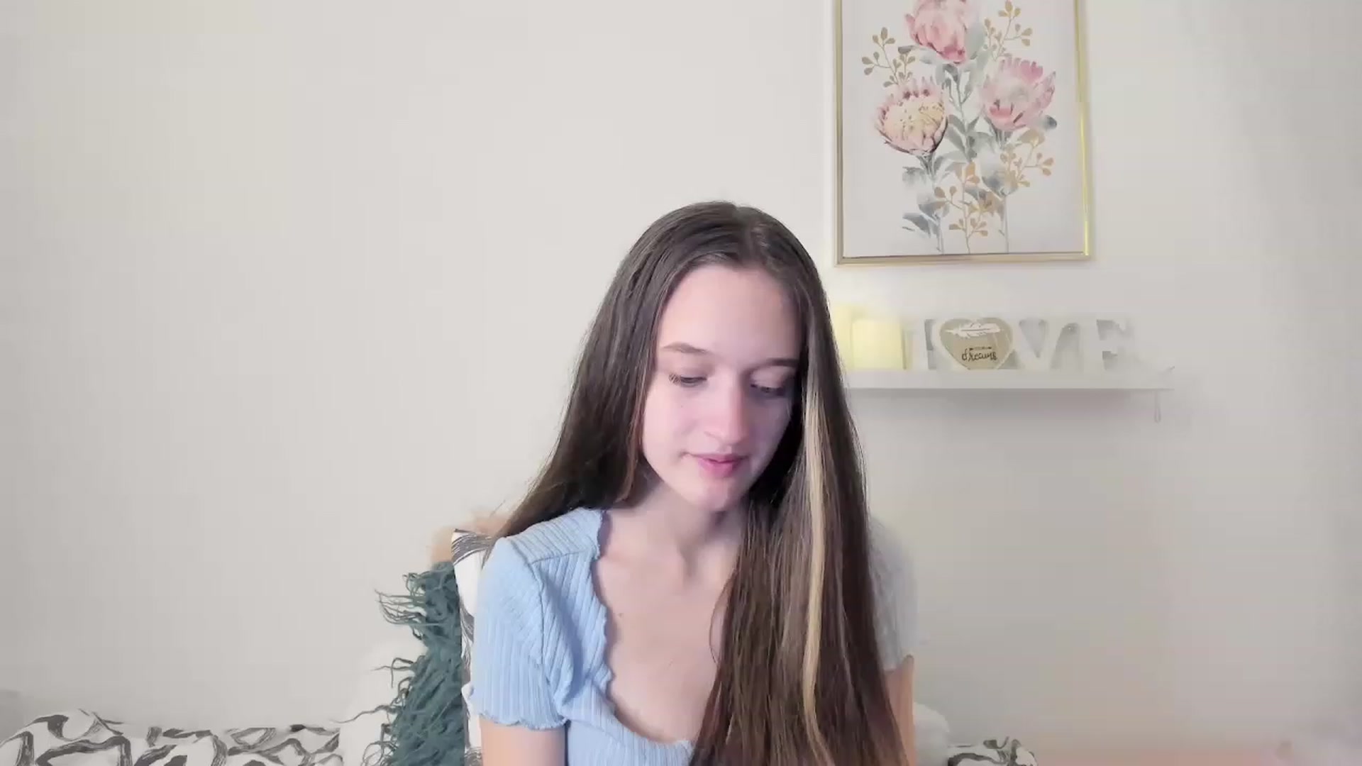 Gallery image thumbnail from AriellaFerra's myfreecams stream on, 03/12/2023, 10:37 image 7 of 20
