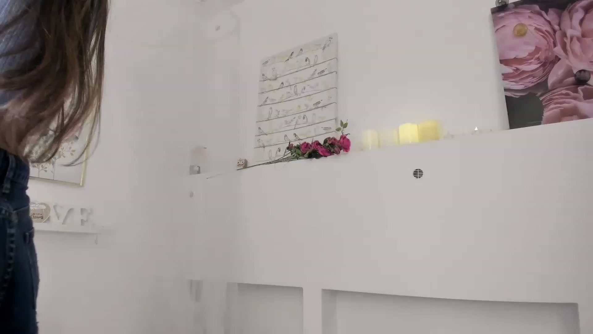 Gallery image thumbnail from AriellaFerra's myfreecams stream on, 03/12/2023, 10:37 image 20 of 20