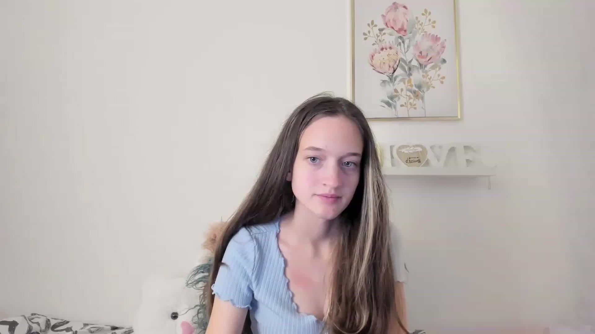 Gallery image thumbnail from AriellaFerra's myfreecams stream on, 03/12/2023, 14:02 image 20 of 20
