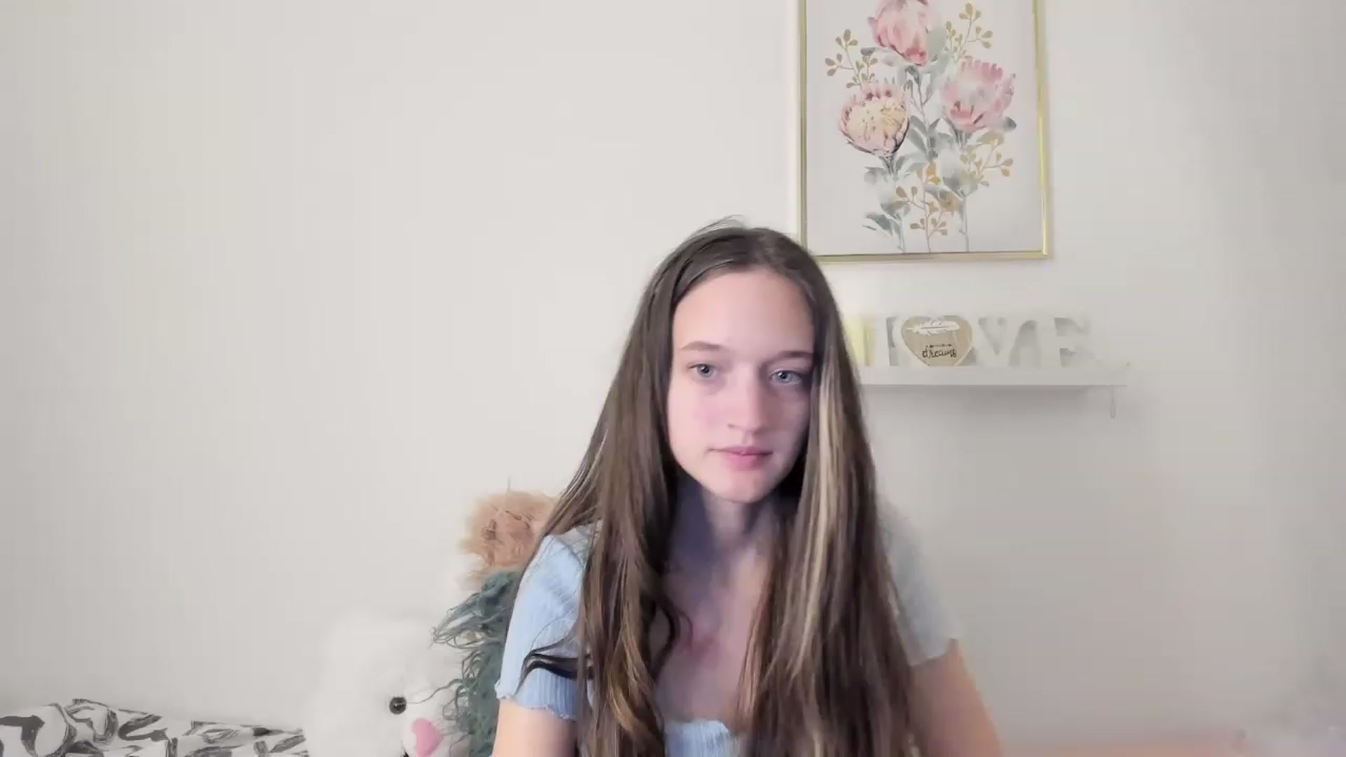 Gallery image thumbnail from AriellaFerra's myfreecams stream on, 03/12/2023, 14:02 image 19 of 20