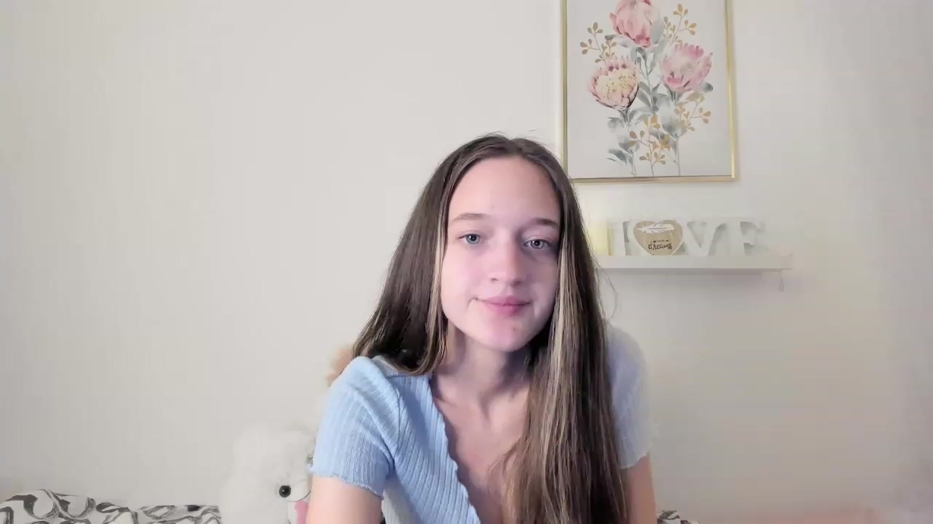 Gallery image thumbnail from AriellaFerra's myfreecams stream on, 03/12/2023, 14:02 image 14 of 20