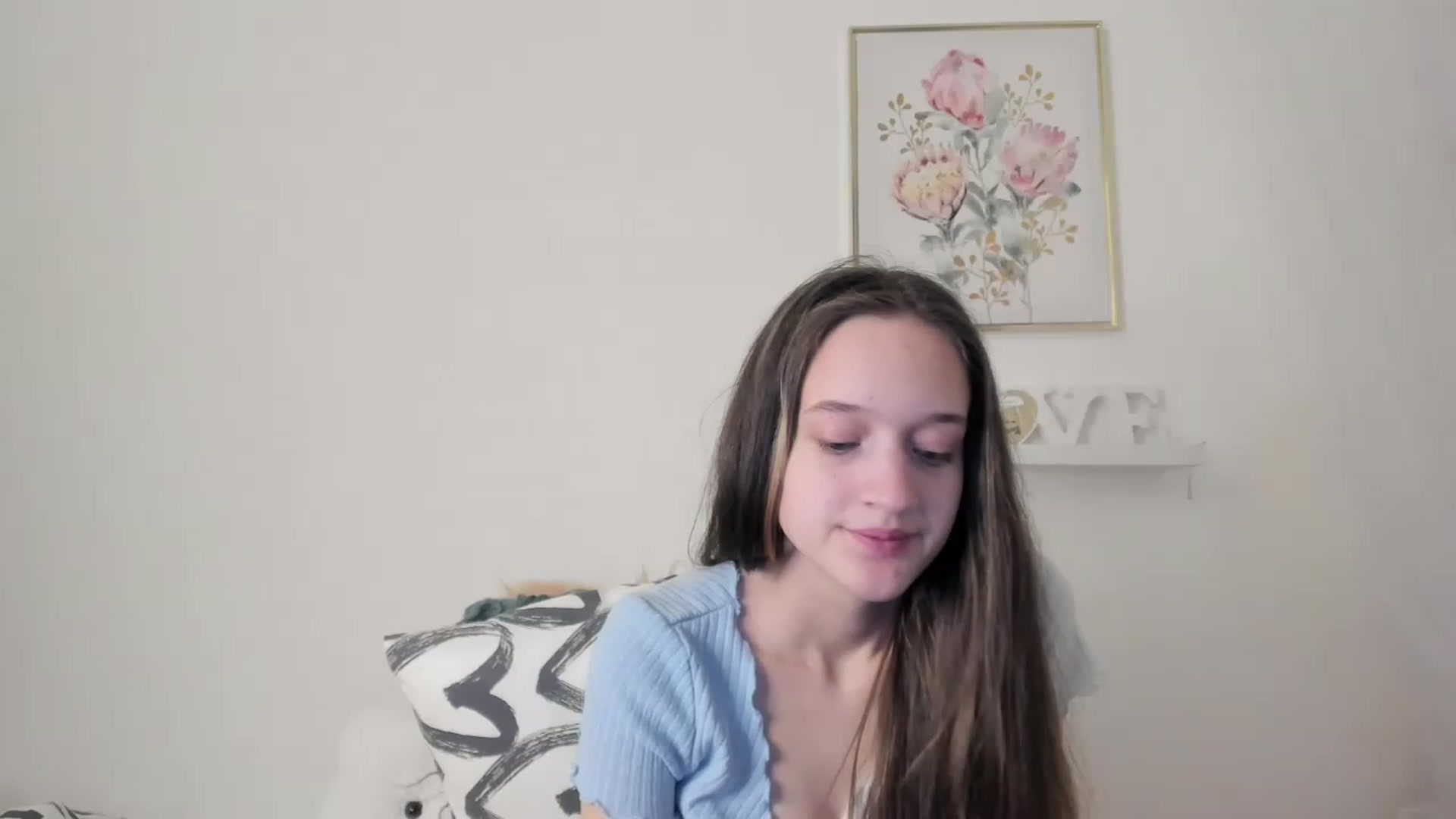 Gallery image thumbnail from AriellaFerra's myfreecams stream on, 03/12/2023, 14:02 image 1 of 20