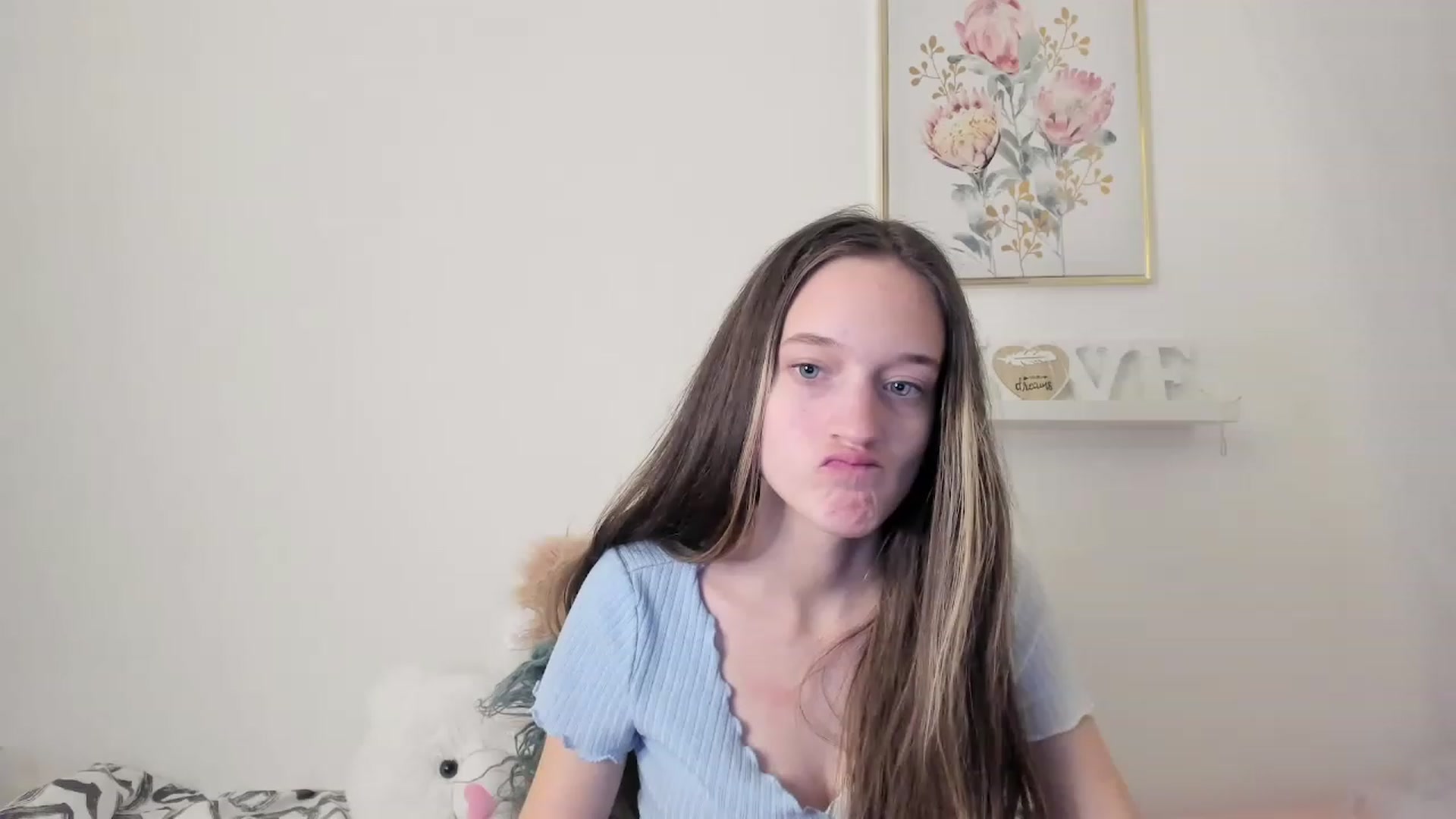 Gallery image thumbnail from AriellaFerra's myfreecams stream on, 03/12/2023, 14:02 image 15 of 20
