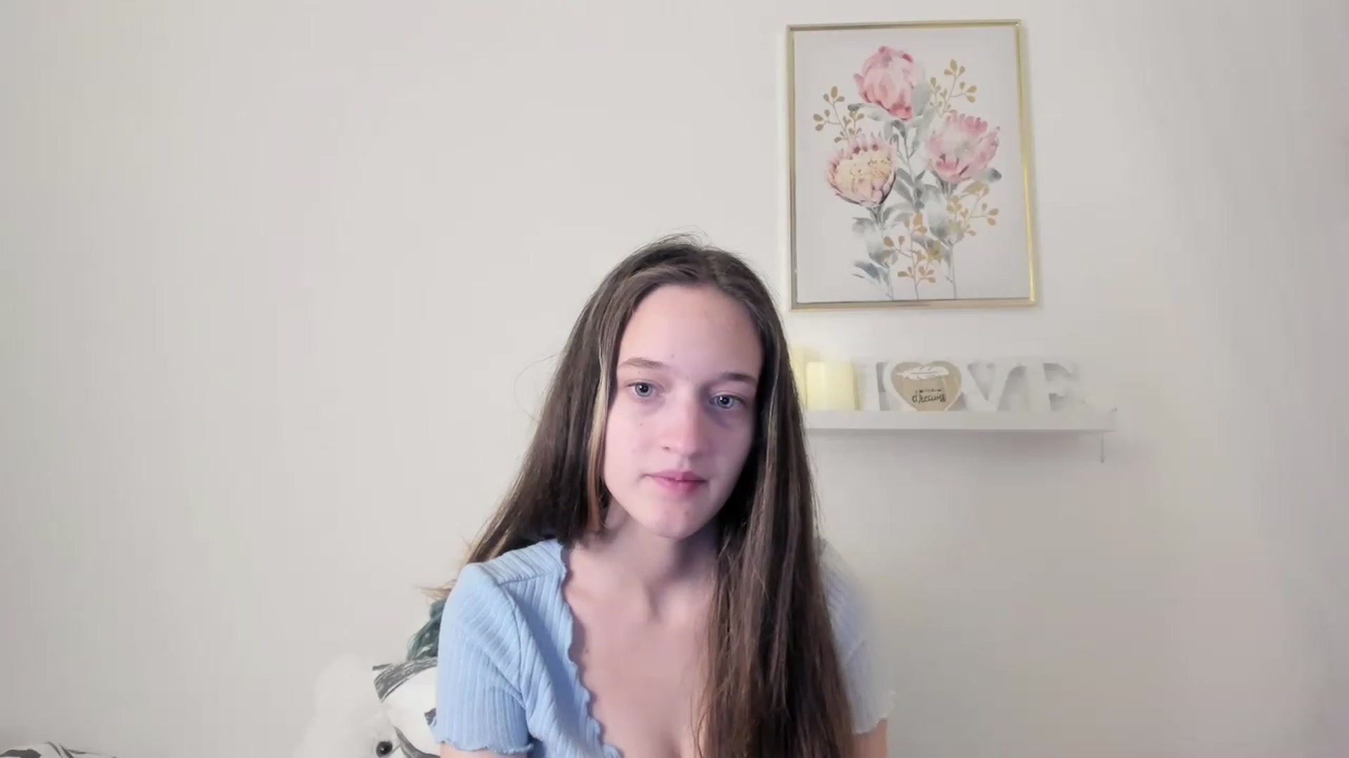 Gallery image thumbnail from AriellaFerra's myfreecams stream on, 03/12/2023, 14:02 image 4 of 20