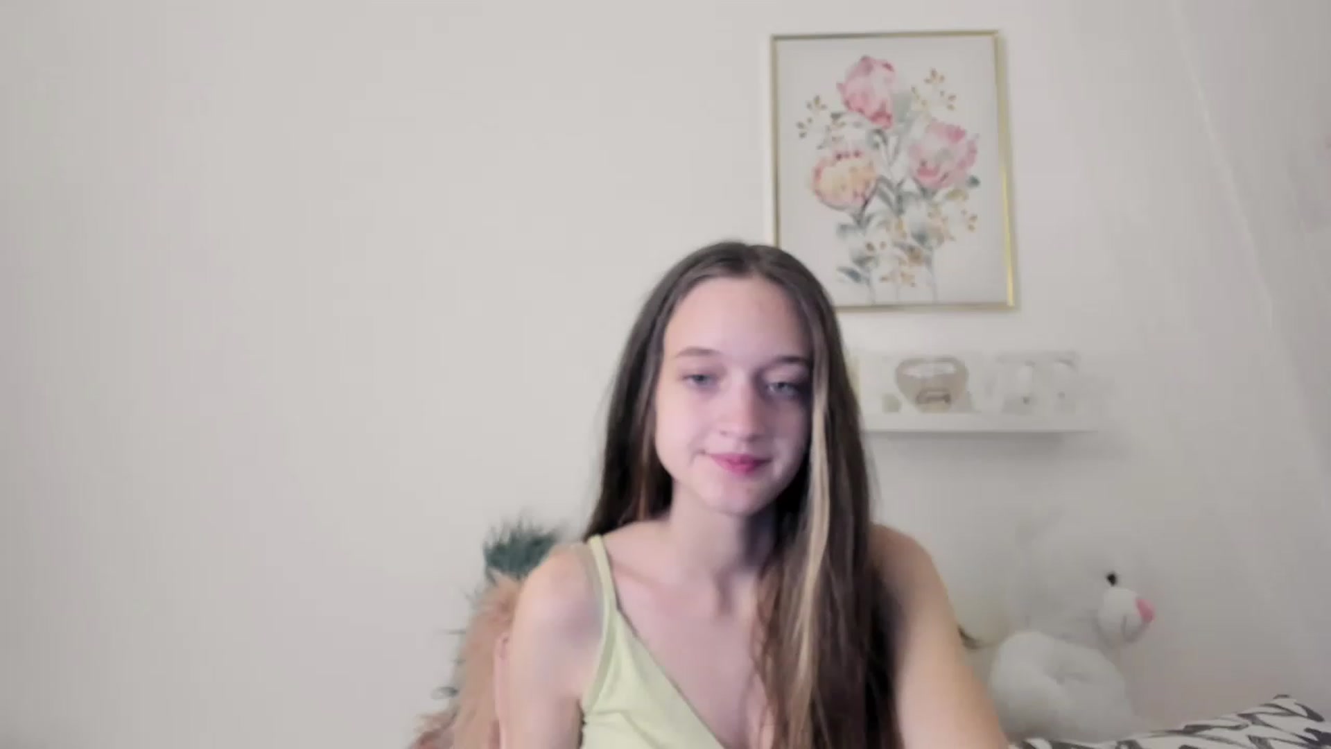 Gallery image thumbnail from AriellaFerra's myfreecams stream on, 03/13/2023, 17:08 image 6 of 20