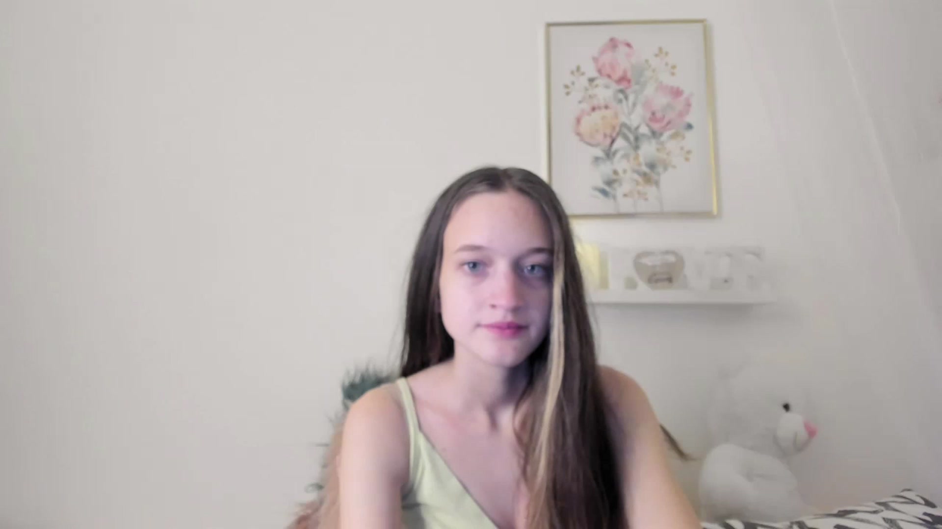 Gallery image thumbnail from AriellaFerra's myfreecams stream on, 03/13/2023, 17:08 image 5 of 20
