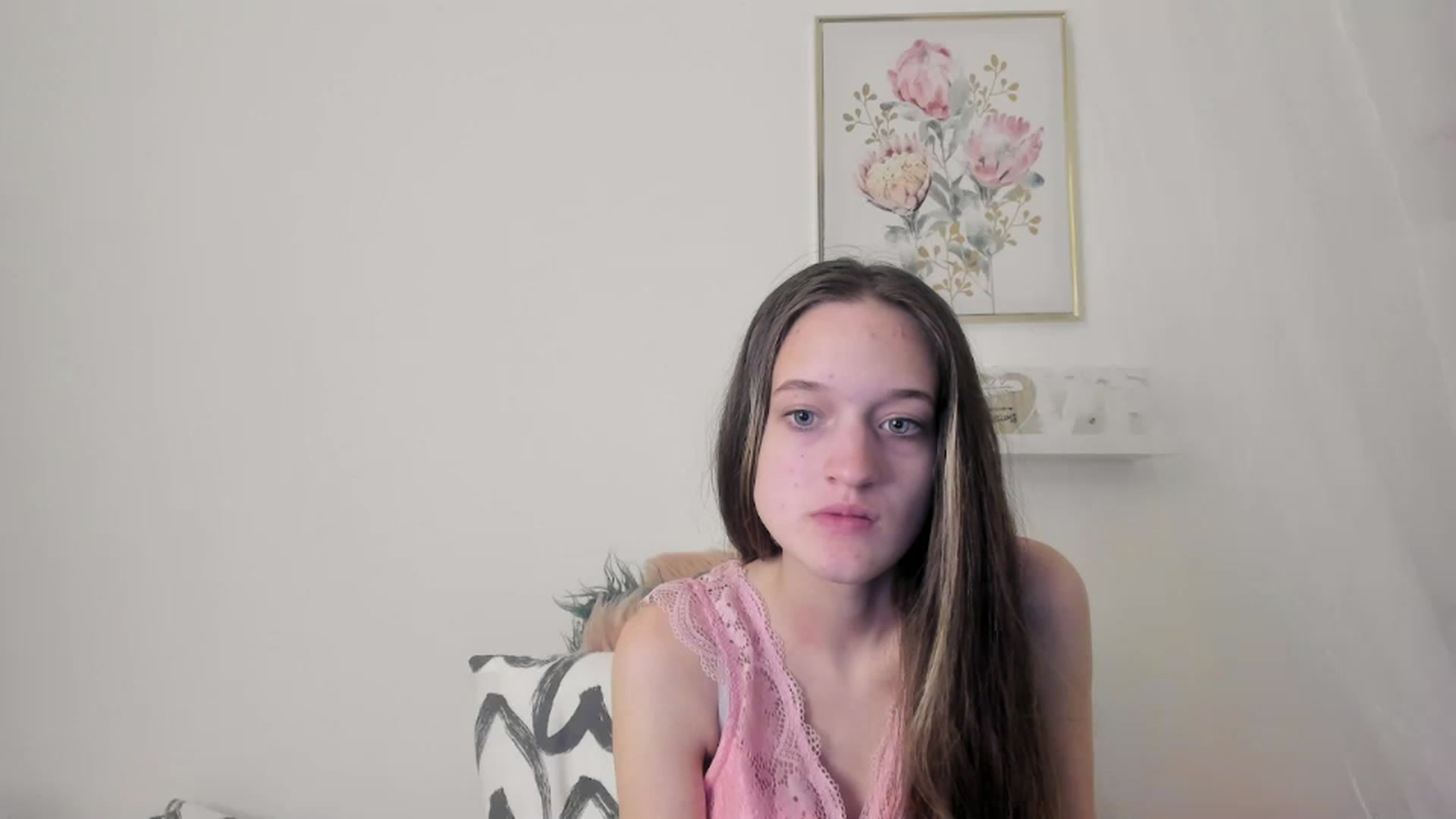 Gallery image thumbnail from AriellaFerra's myfreecams stream on, 03/15/2023, 13:13 image 14 of 20