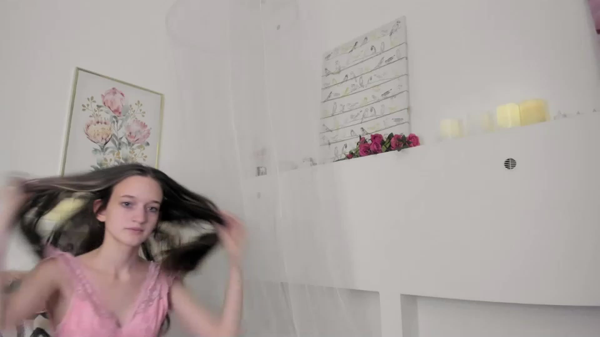 Gallery image thumbnail from AriellaFerra's myfreecams stream on, 03/15/2023, 13:13 image 5 of 20