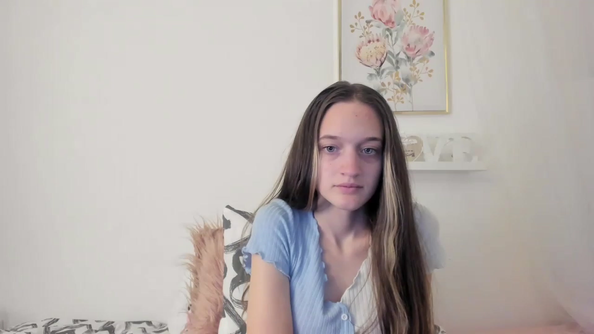 Gallery image thumbnail from AriellaFerra's myfreecams stream on, 03/19/2023, 11:02 image 6 of 20