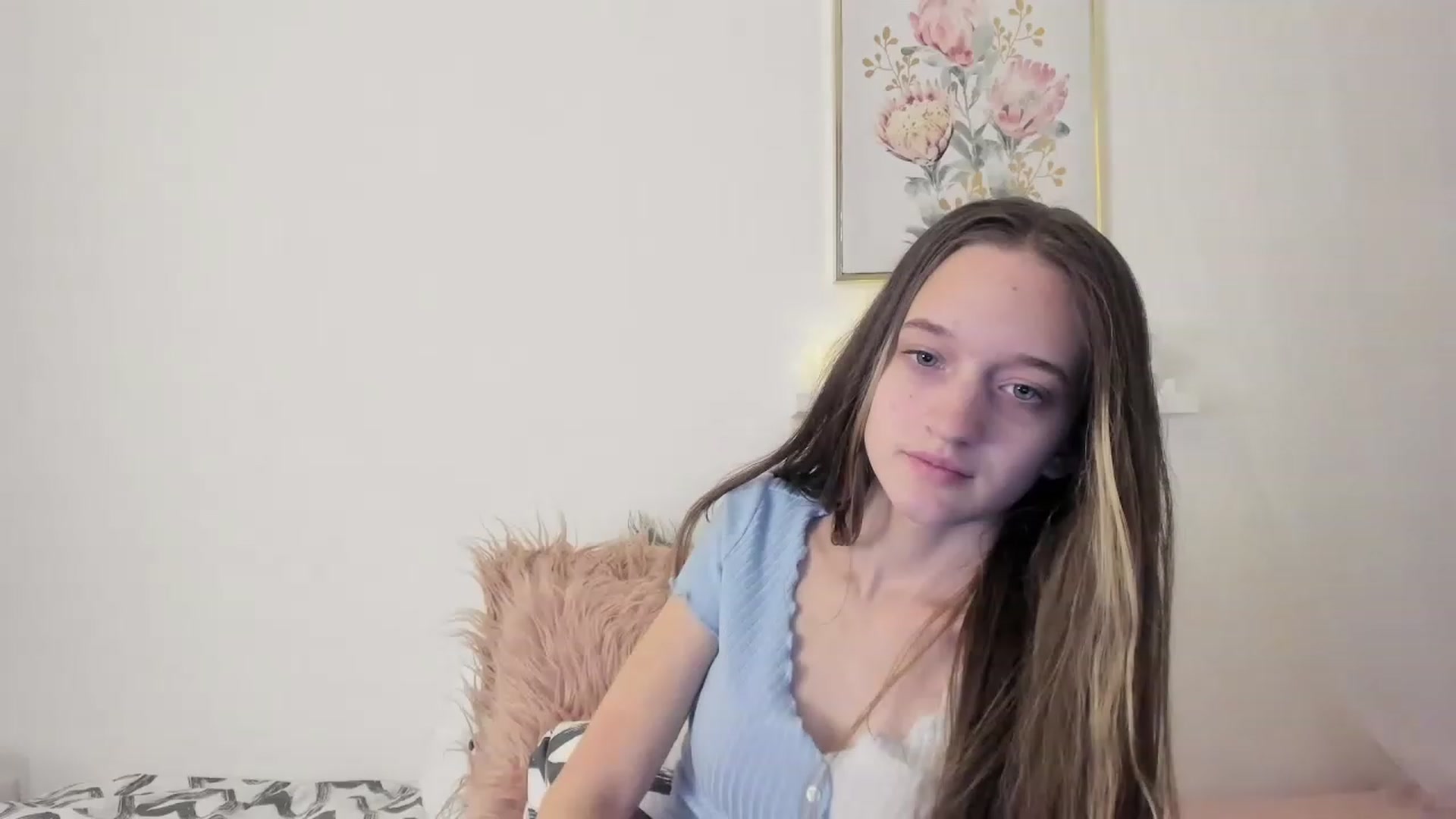 Gallery image thumbnail from AriellaFerra's myfreecams stream on, 03/19/2023, 11:02 image 18 of 20