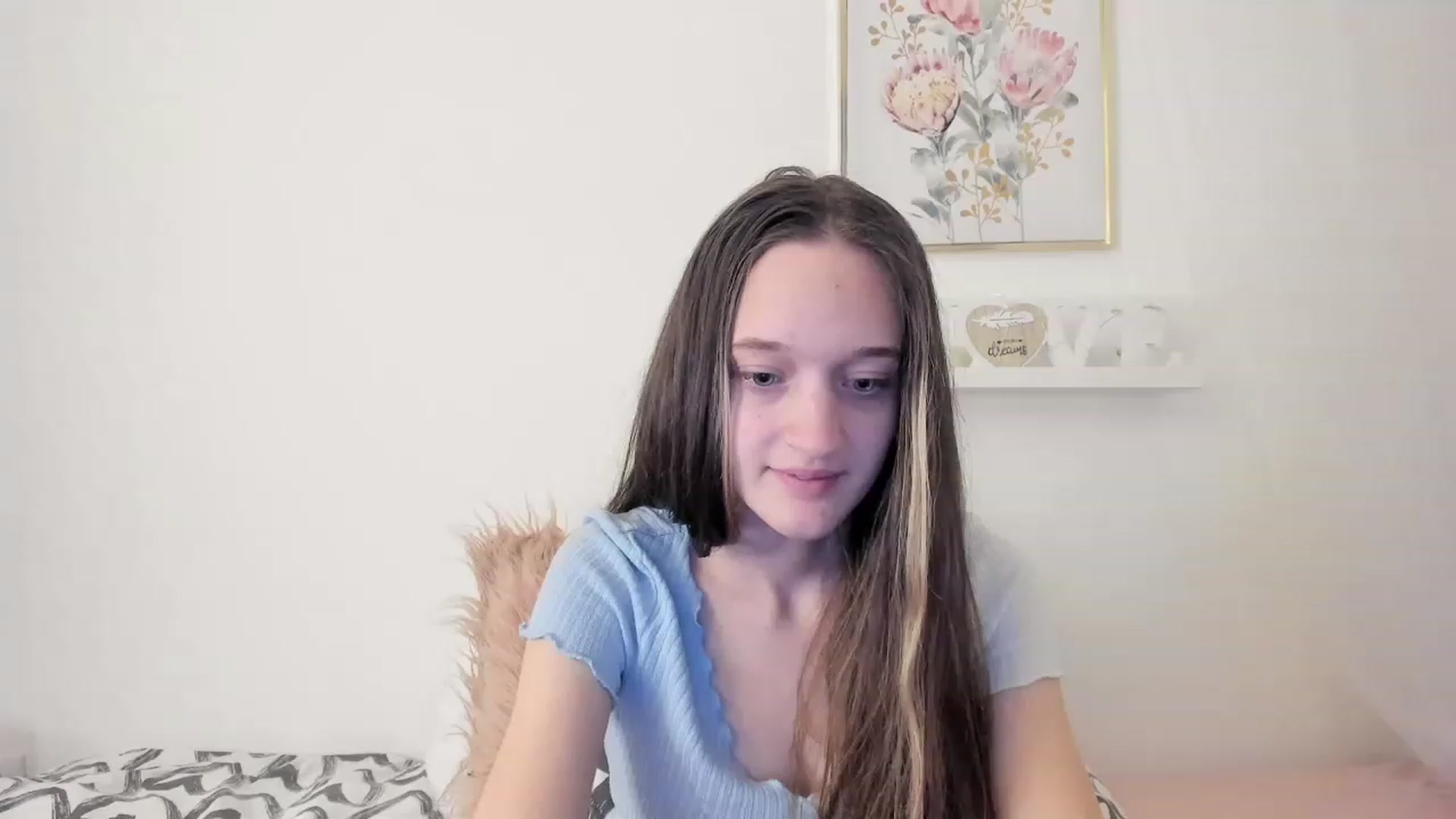 Gallery image thumbnail from AriellaFerra's myfreecams stream on, 03/19/2023, 11:02 image 20 of 20