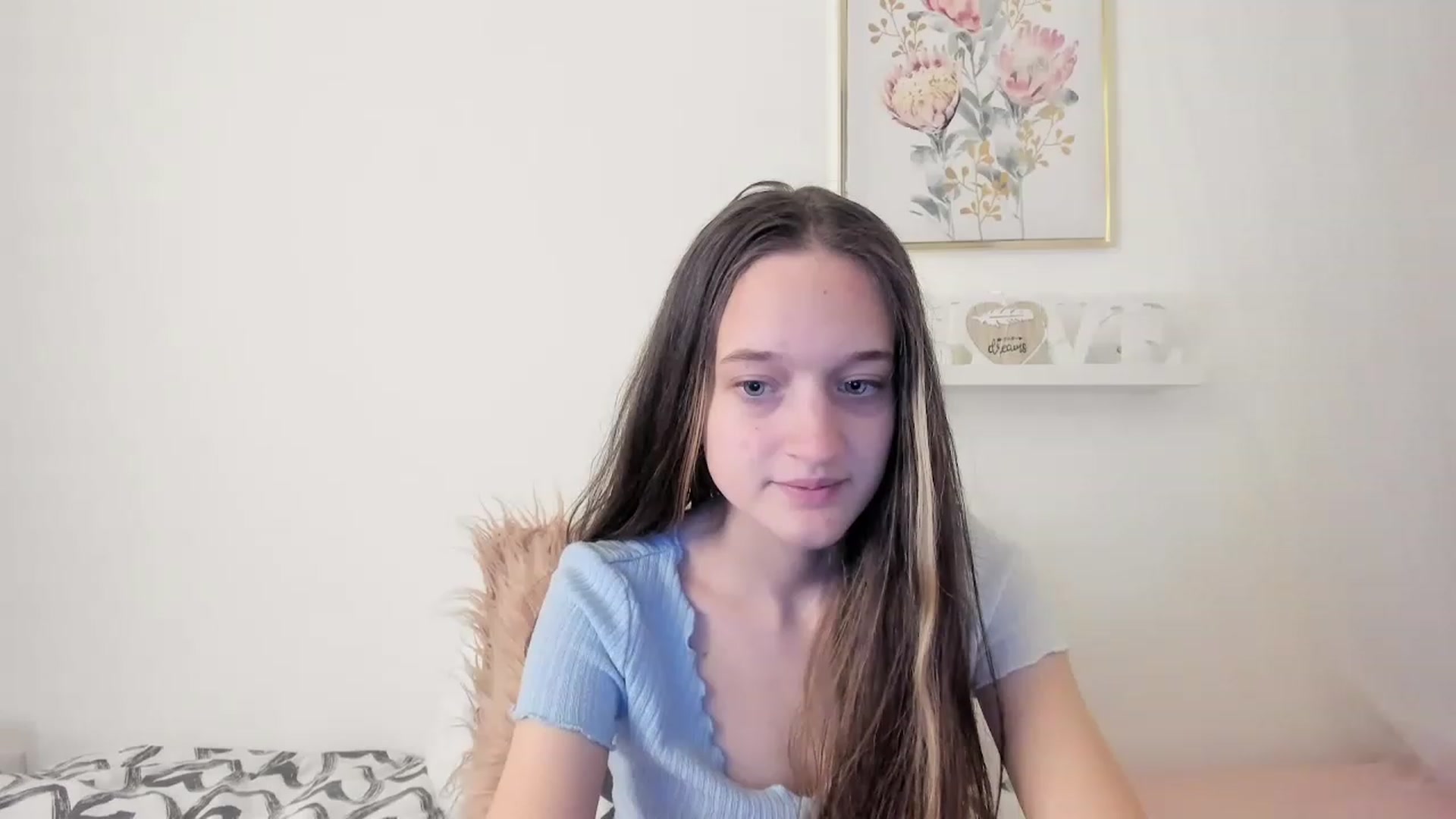 Gallery image thumbnail from AriellaFerra's myfreecams stream on, 03/19/2023, 11:02 image 19 of 20
