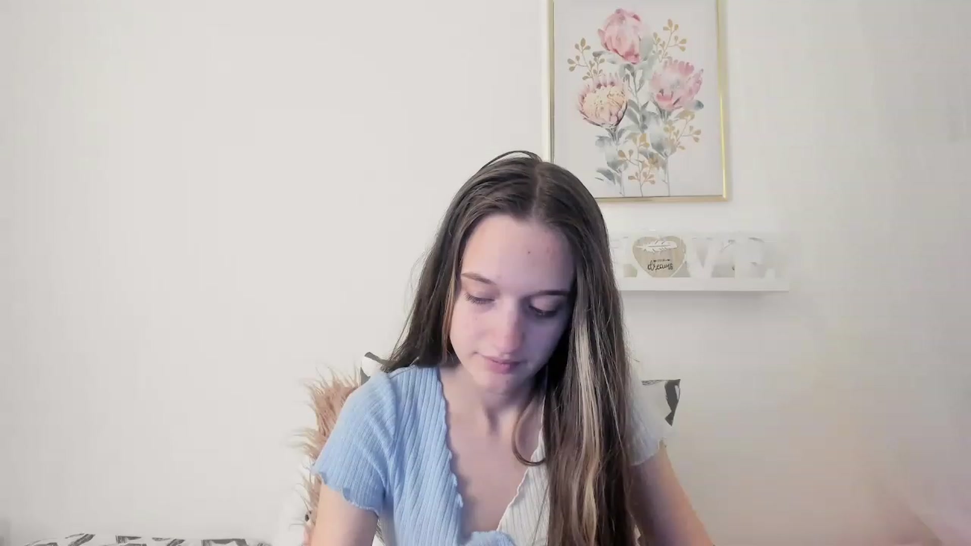 Gallery image thumbnail from AriellaFerra's myfreecams stream on, 03/19/2023, 11:02 image 4 of 20