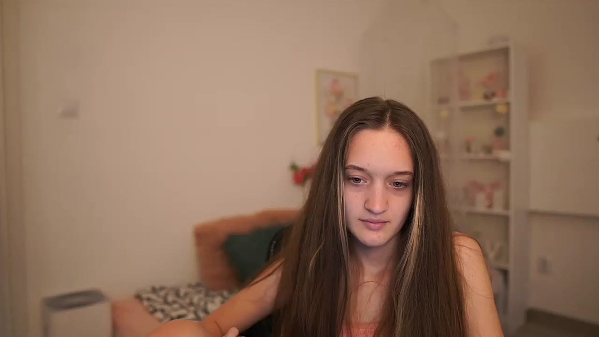 Gallery image thumbnail from AriellaFerra's myfreecams stream on, 03/26/2023, 10:16 image 13 of 20