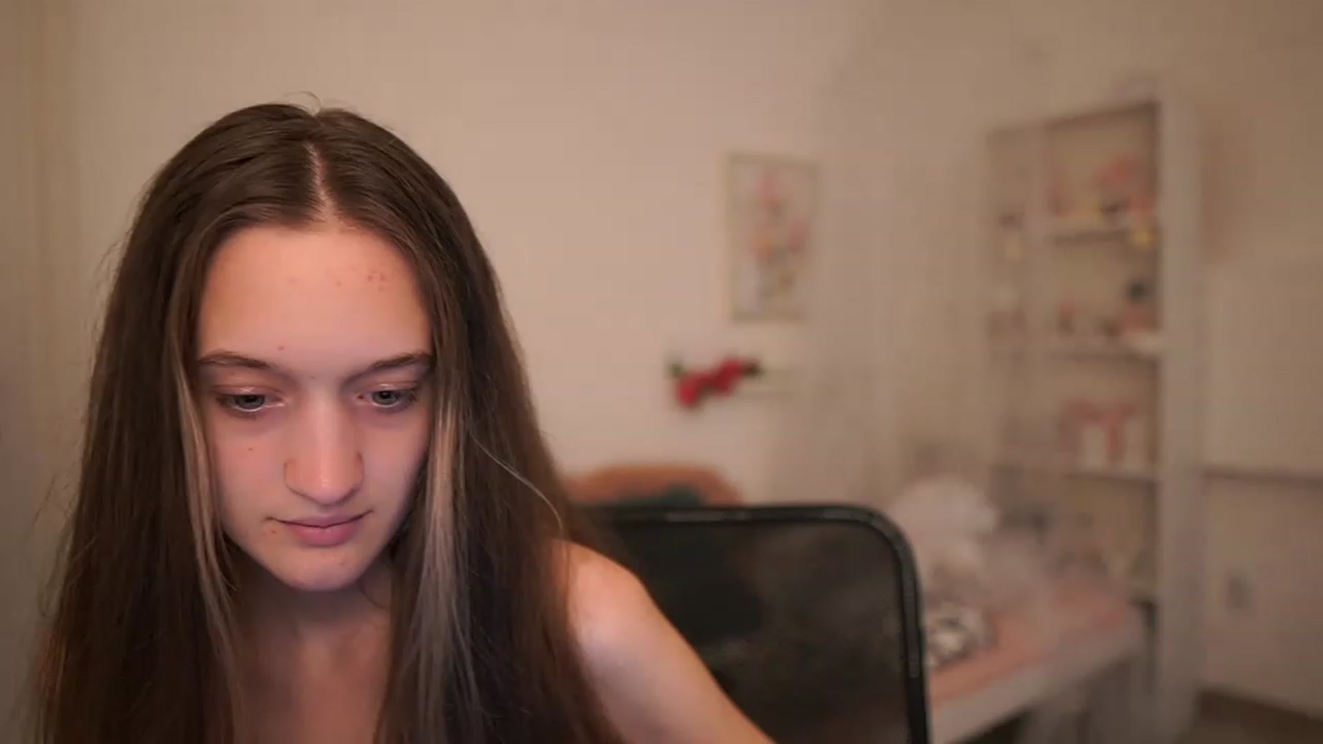 Gallery image thumbnail from AriellaFerra's myfreecams stream on, 03/26/2023, 14:09 image 17 of 20