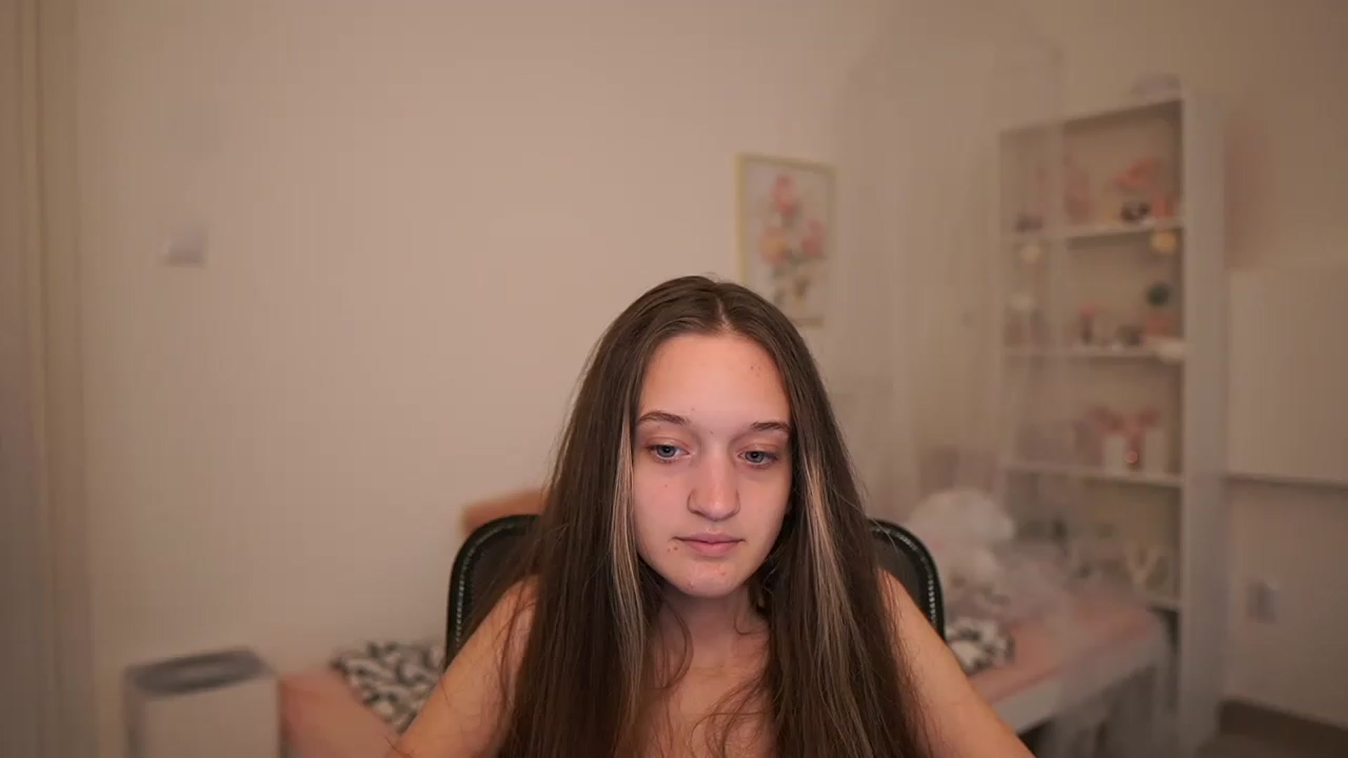 Gallery image thumbnail from AriellaFerra's myfreecams stream on, 03/26/2023, 14:09 image 16 of 20