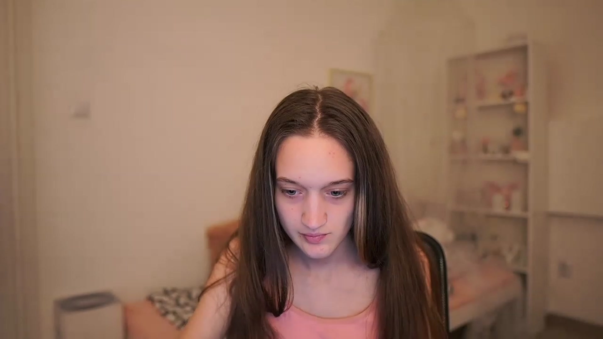 Gallery image thumbnail from AriellaFerra's myfreecams stream on, 03/26/2023, 16:55 image 19 of 20