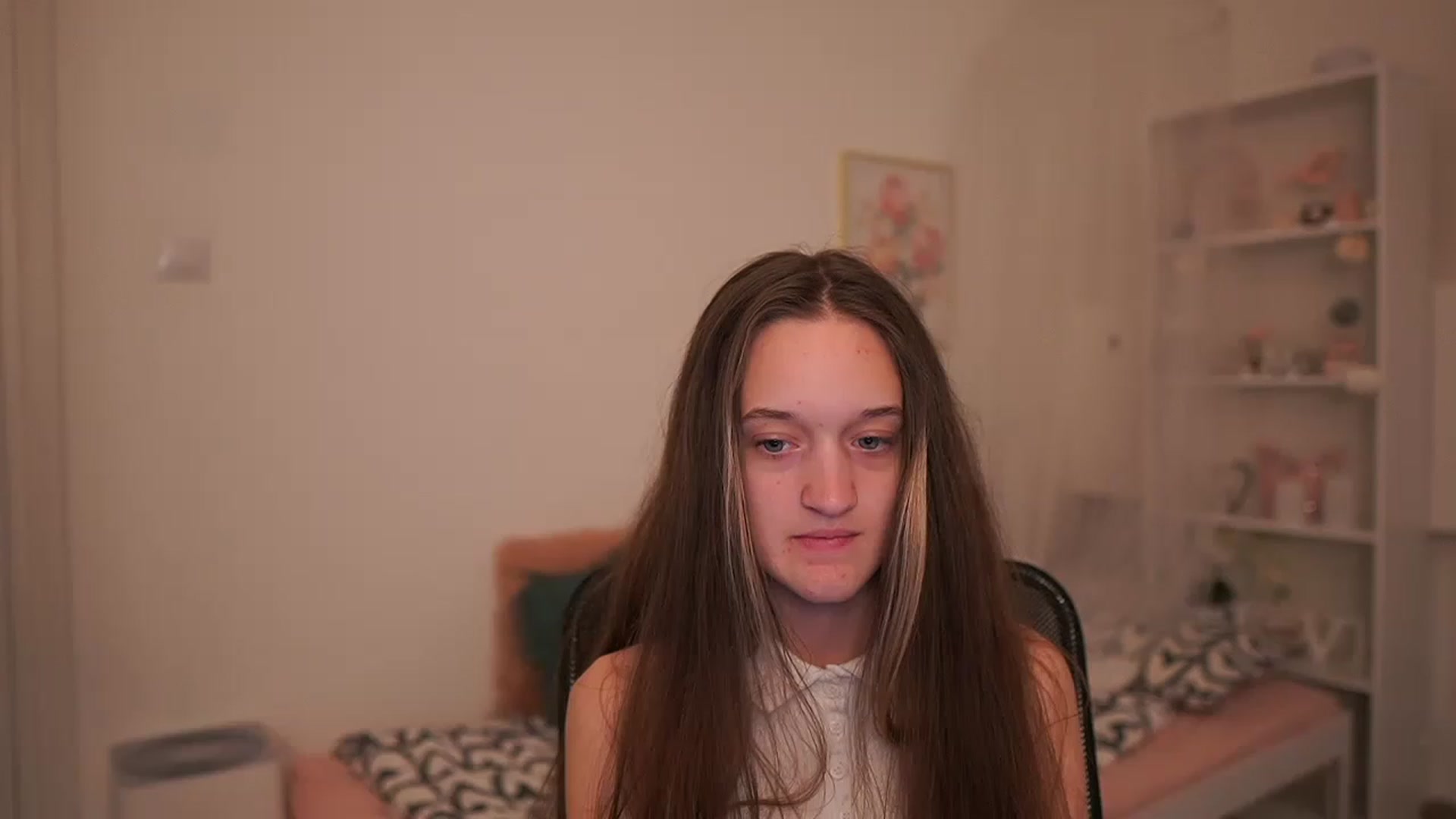 Gallery image thumbnail from AriellaFerra's myfreecams stream on, 03/27/2023, 15:14 image 10 of 20