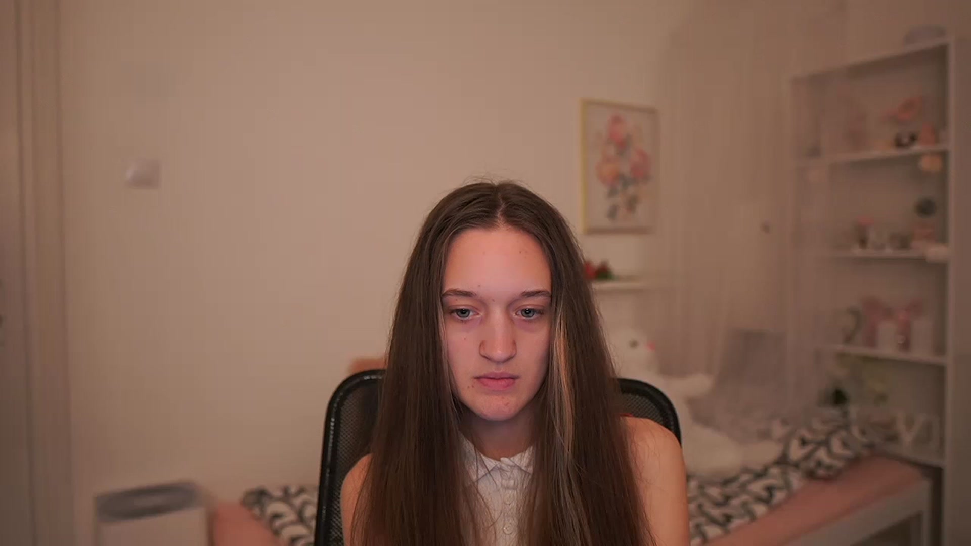 Gallery image thumbnail from AriellaFerra's myfreecams stream on, 03/27/2023, 15:45 image 12 of 20
