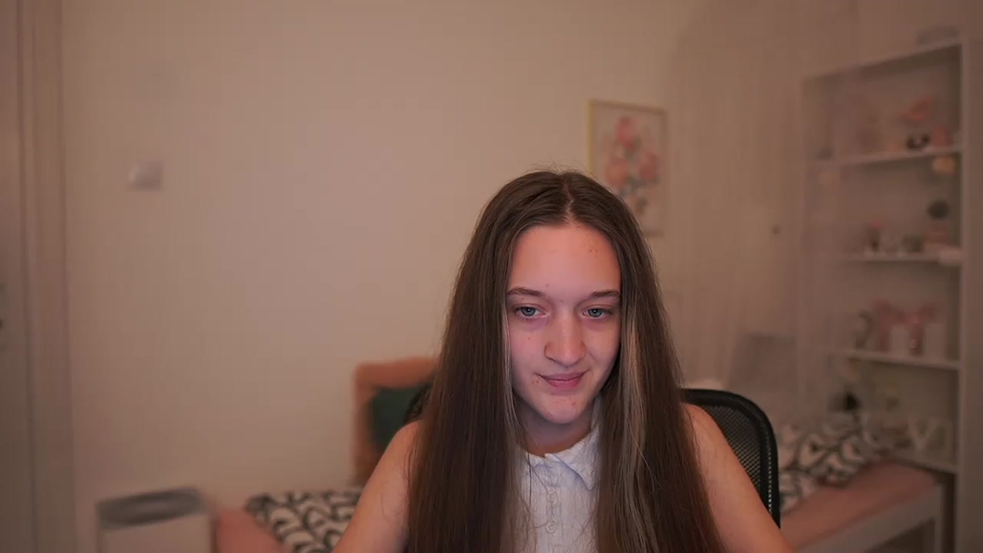 Gallery image thumbnail from AriellaFerra's myfreecams stream on, 03/27/2023, 15:45 image 19 of 20