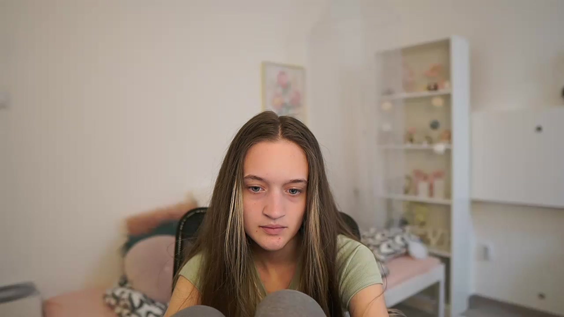 Gallery image thumbnail from AriellaFerra's myfreecams stream on, 04/16/2023, 11:30 image 7 of 20