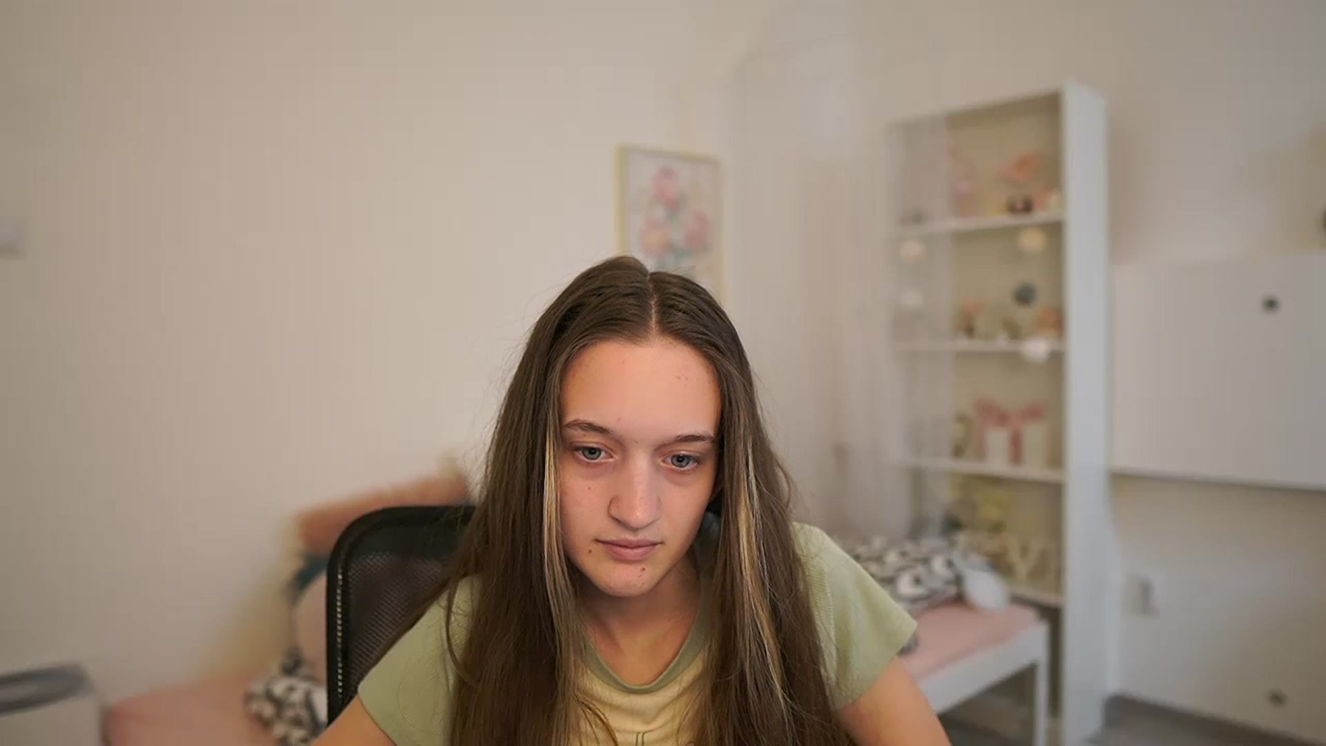Gallery image thumbnail from AriellaFerra's myfreecams stream on, 04/16/2023, 11:30 image 12 of 20