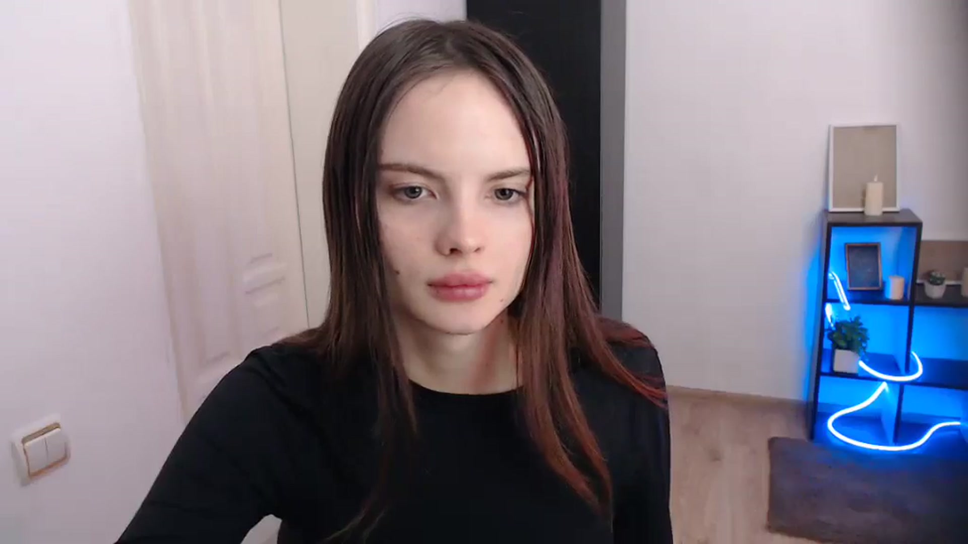 Gallery image thumbnail from Ariella_ari's myfreecams stream on, 12/22/2025, 18:53 image 6 of 20
