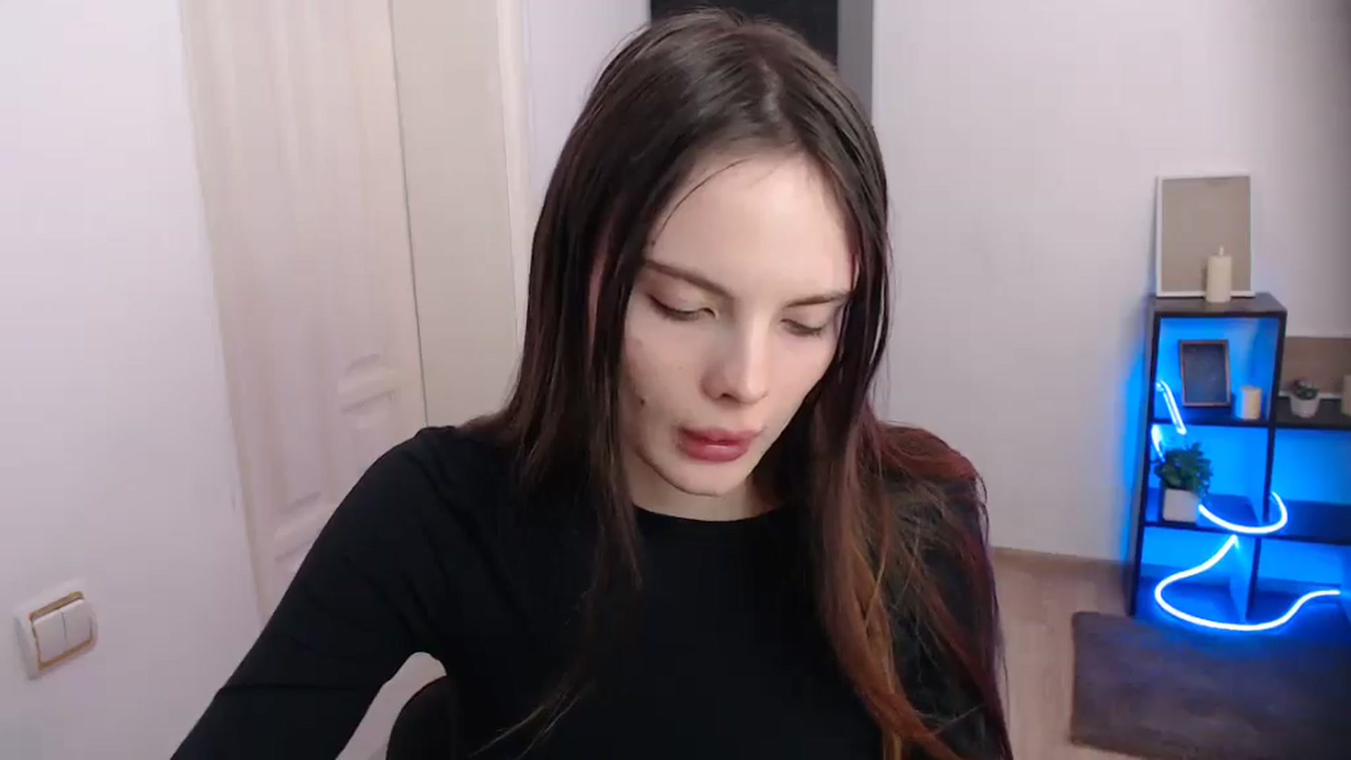 Gallery image thumbnail from Ariella_ari's myfreecams stream on, 12/22/2025, 18:53 image 5 of 20