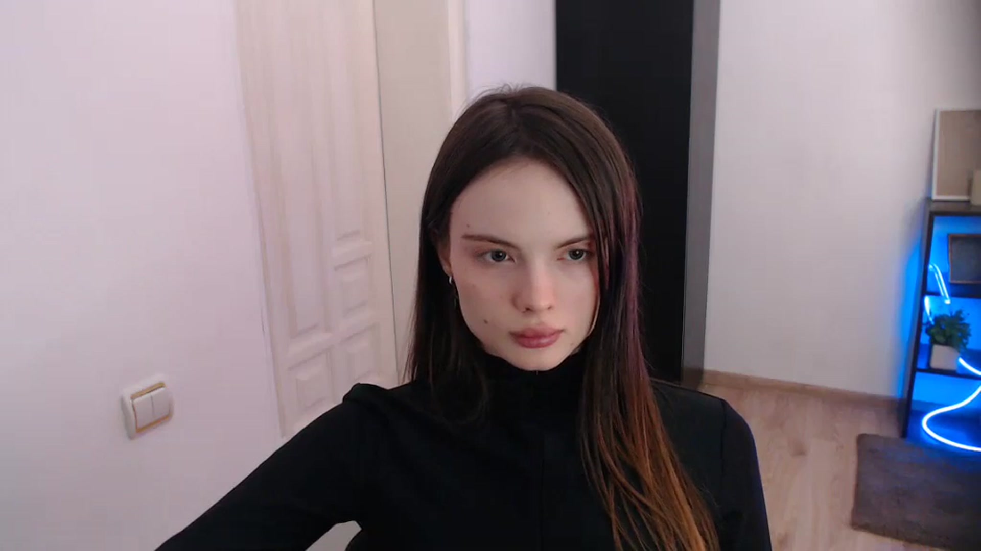 Gallery image thumbnail from Ariella_ari's myfreecams stream on, 12/23/2025, 14:18 image 16 of 20