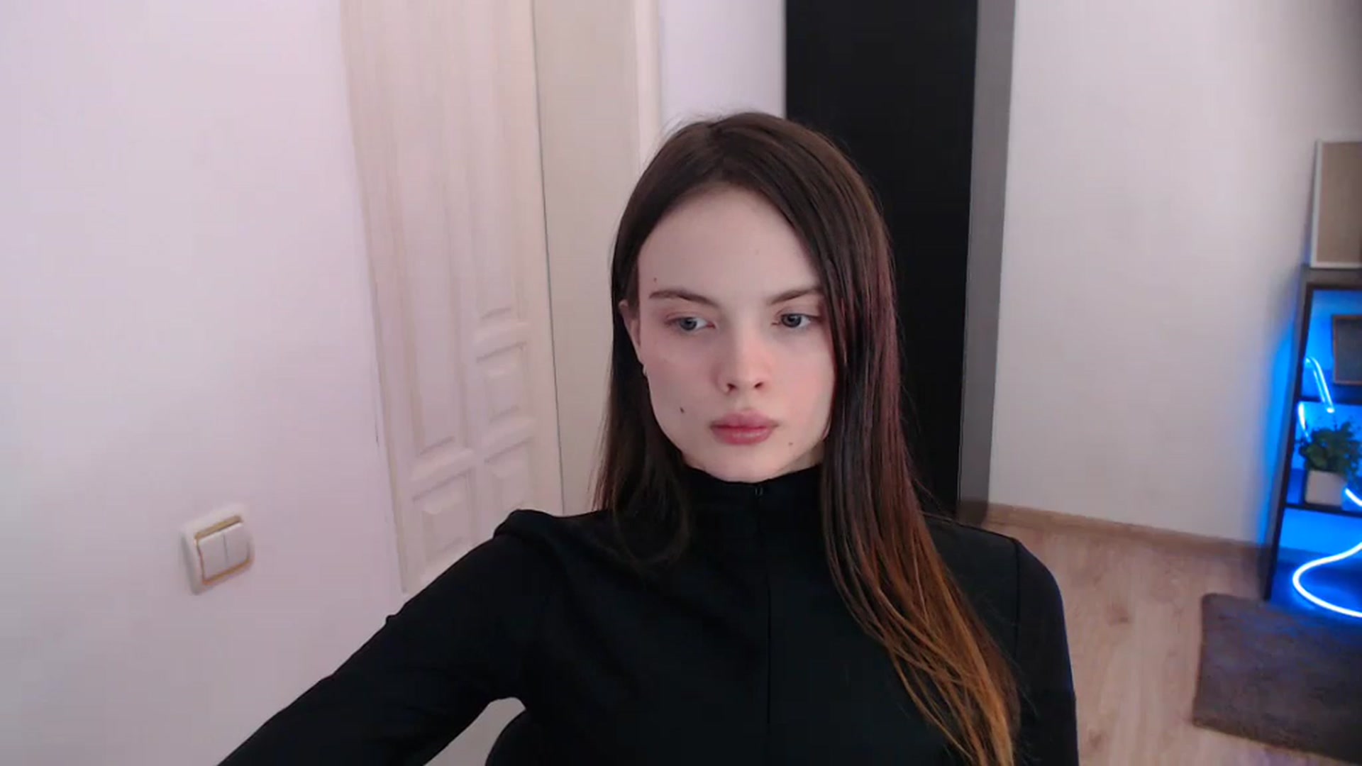 Gallery image thumbnail from Ariella_ari's myfreecams stream on, 12/23/2025, 14:18 image 14 of 20