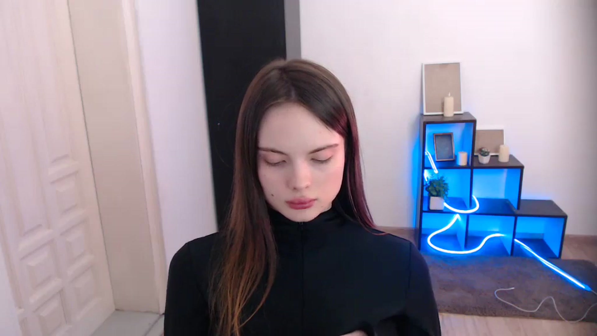 Gallery image thumbnail from Ariella_ari's myfreecams stream on, 12/23/2025, 18:57 image 15 of 20
