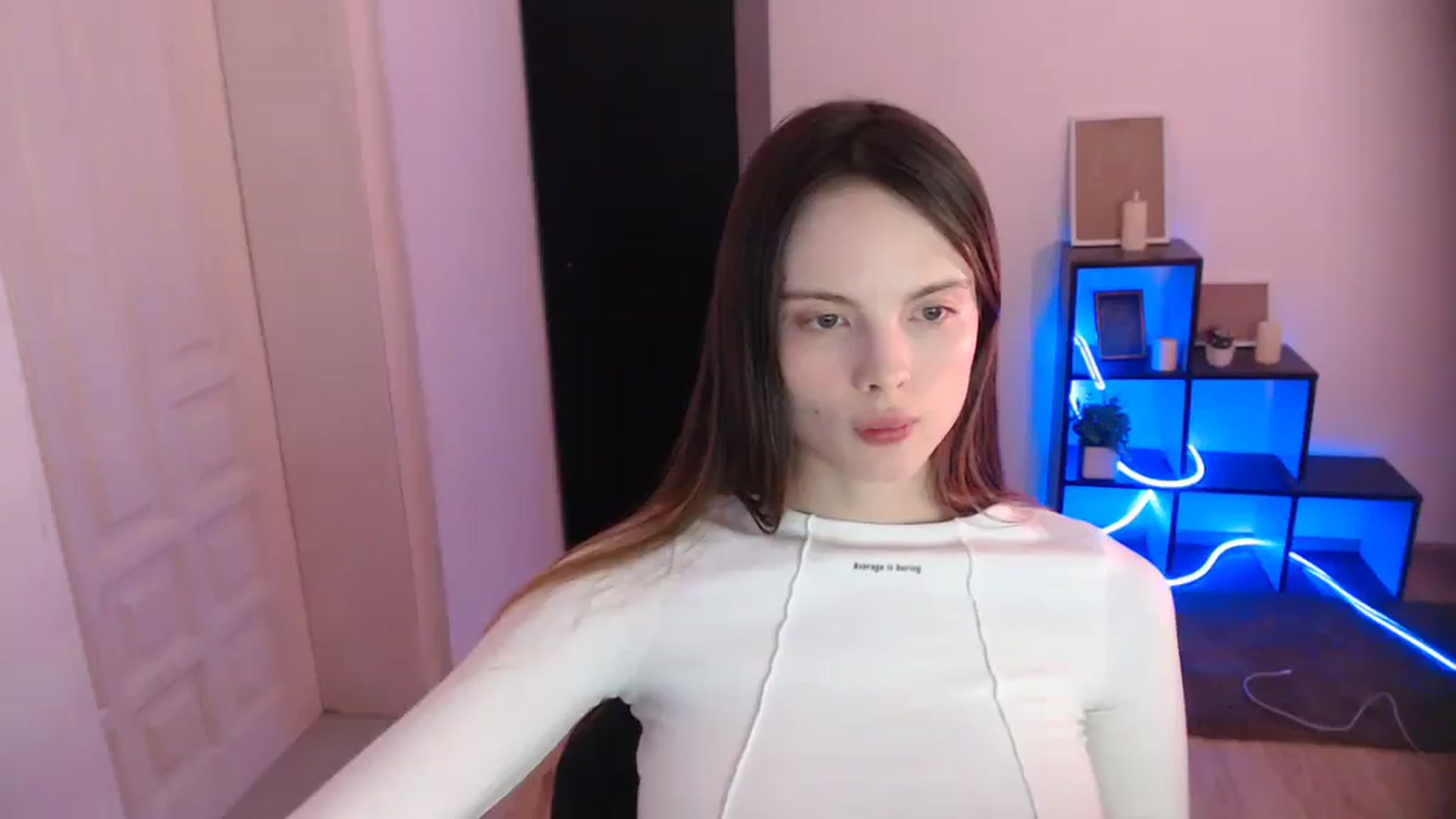 Gallery image thumbnail from Ariella_ari's myfreecams stream on, 12/24/2025, 16:25 image 10 of 20