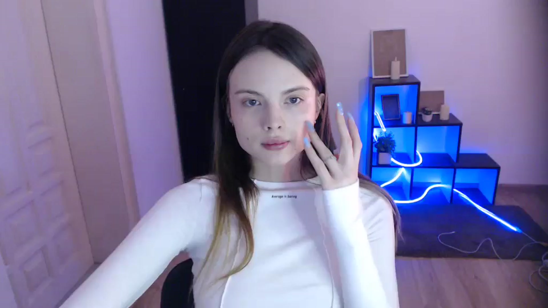 Gallery image thumbnail from Ariella_ari's myfreecams stream on, 12/24/2025, 16:25 image 3 of 20